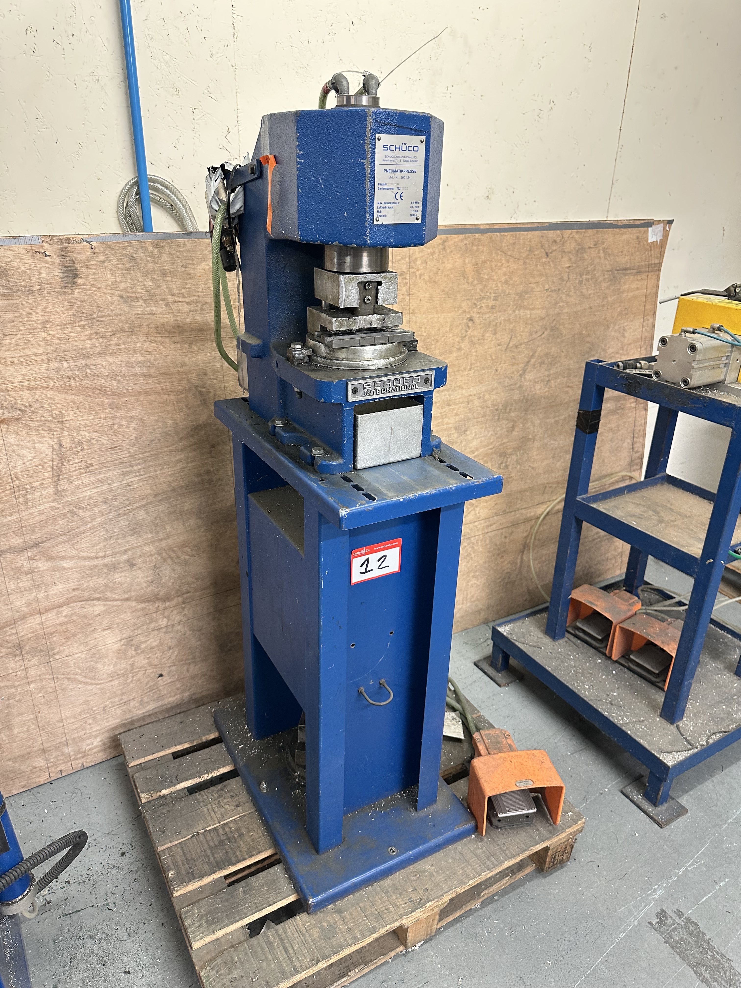 Schuco 290 124 Pnuematic Press. (2006)