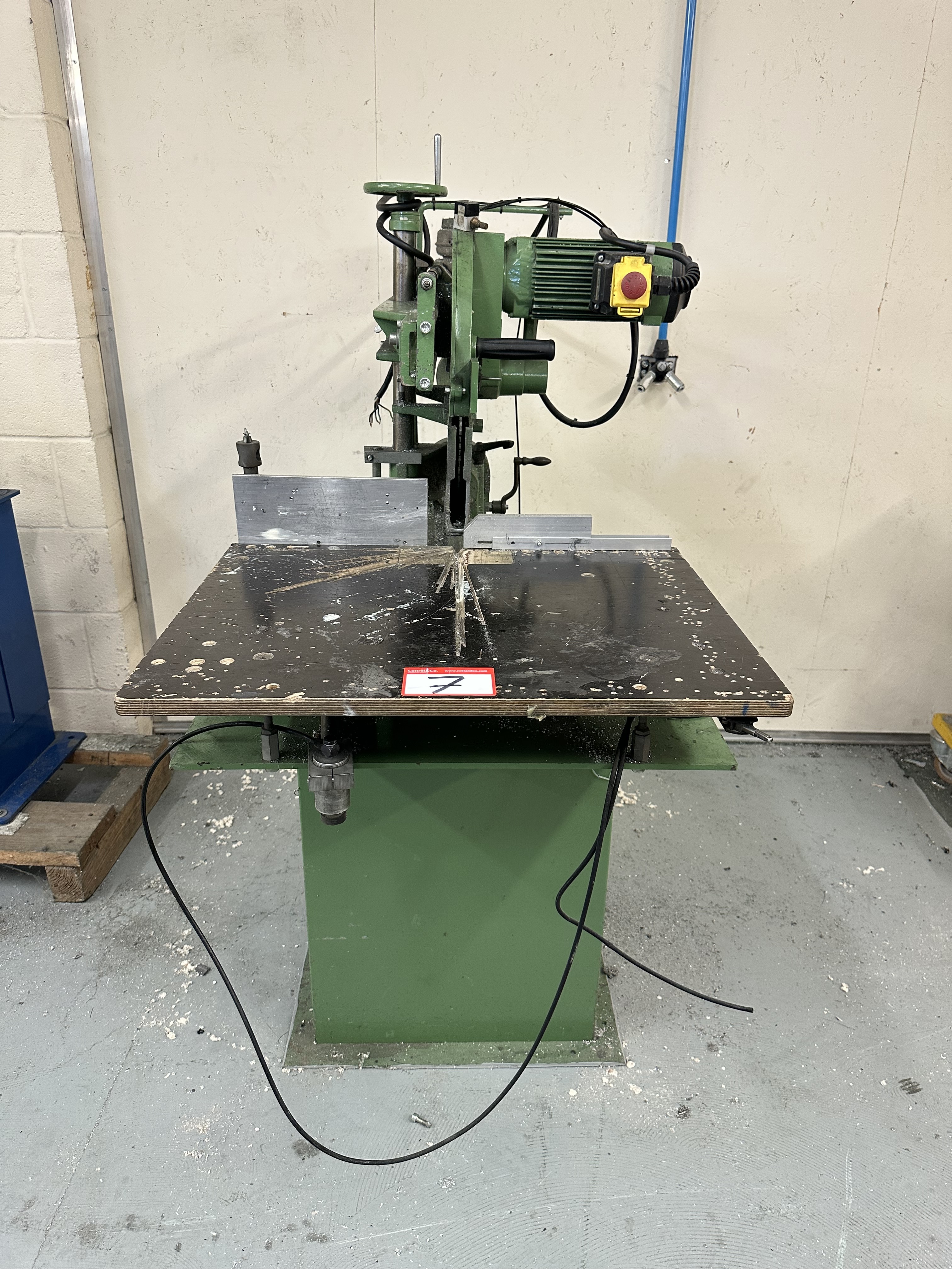 Growler KLKDD23 01 Cross Cut Mitre Saw