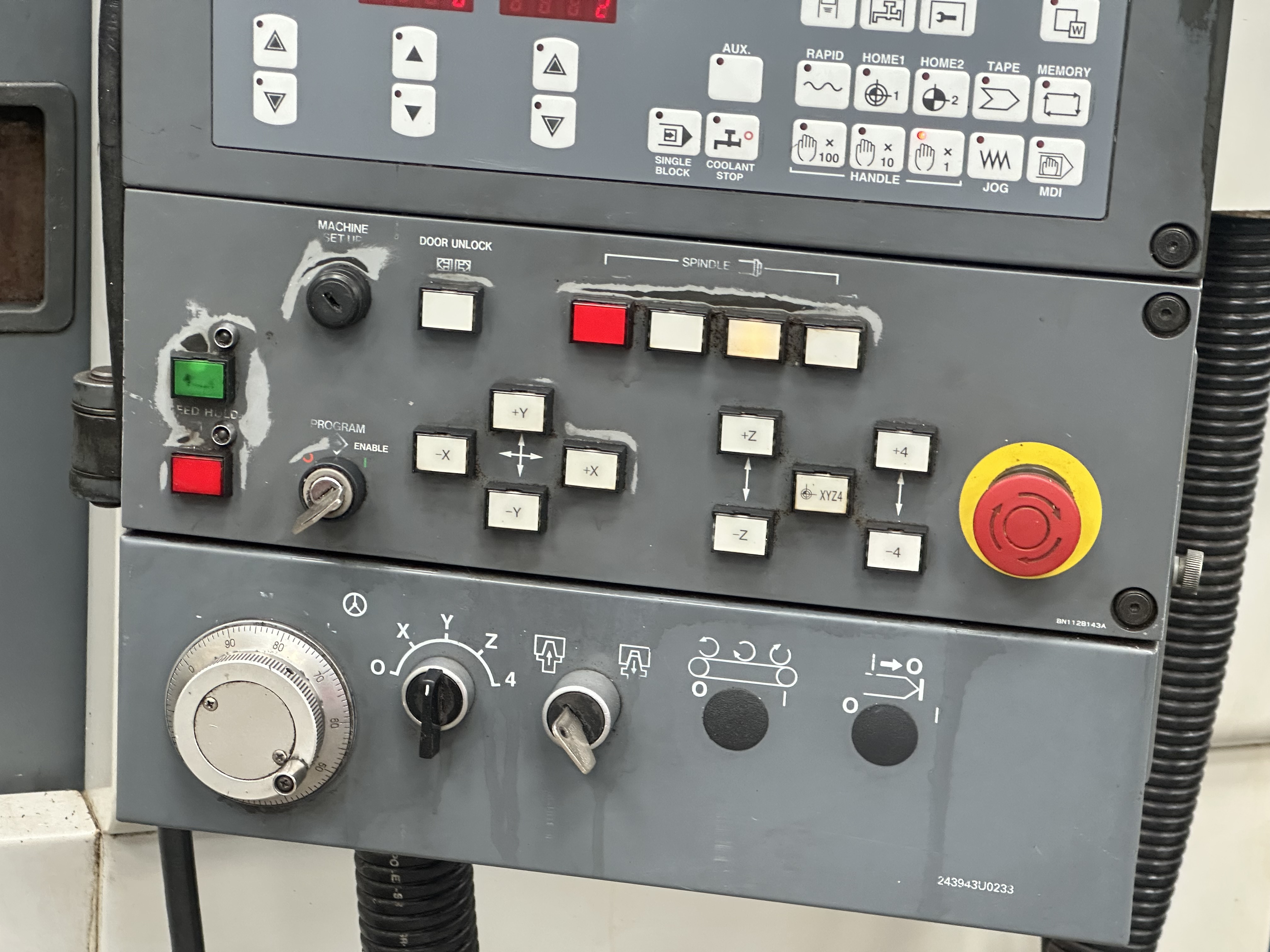 Mazak VTC-20B M+ Vertical CNC Machining Centre with Mazatrol M Plus CNC Control (1997)