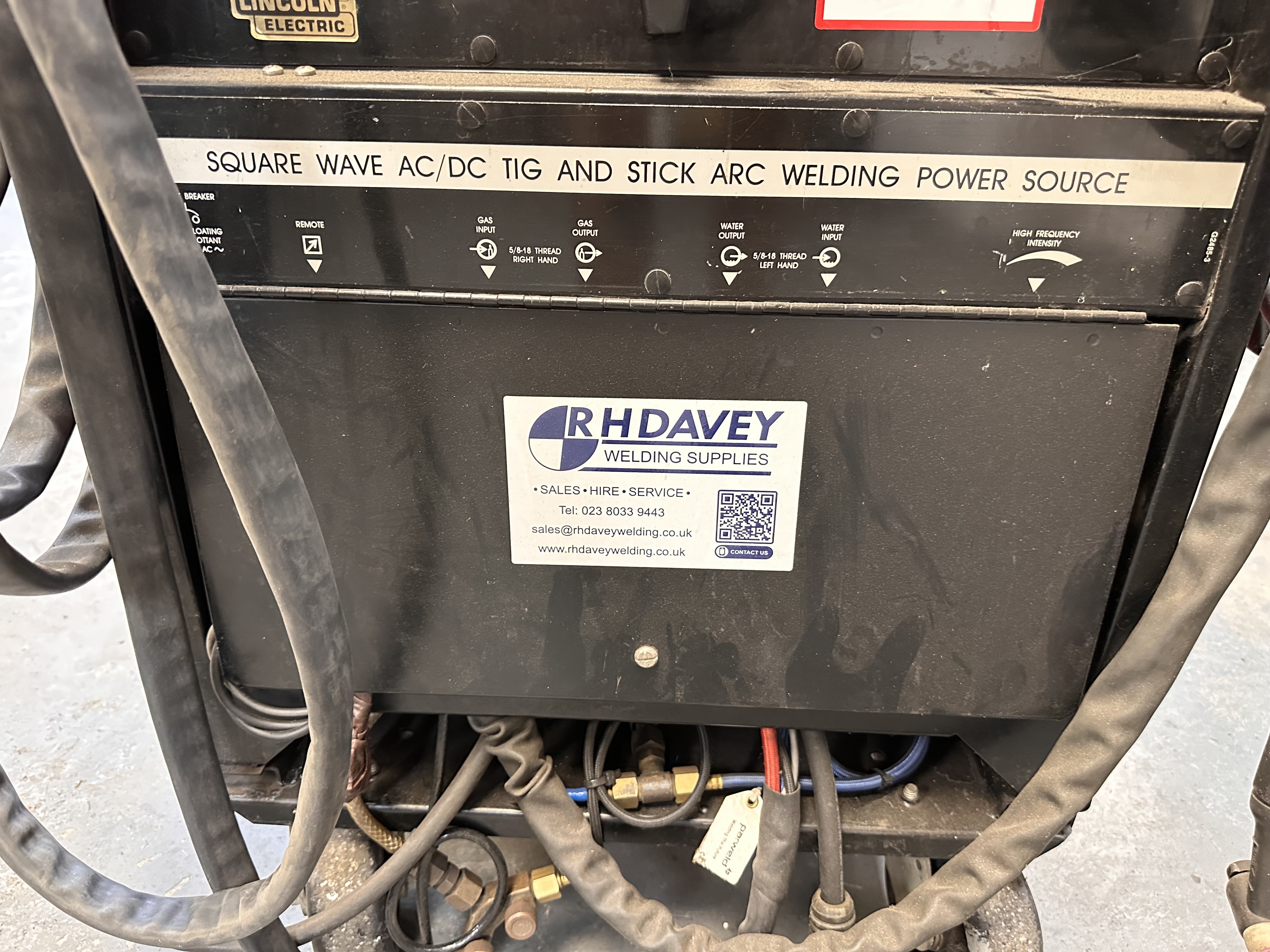 Lincoln Electronic Square Wave Tig 355
