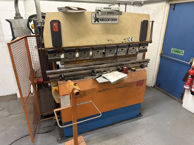 Megaform Upstroking Press Brake, Autobend 7 Control
