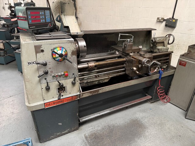 Colchester Triumph 2000 Gap Bed Centre Lathe