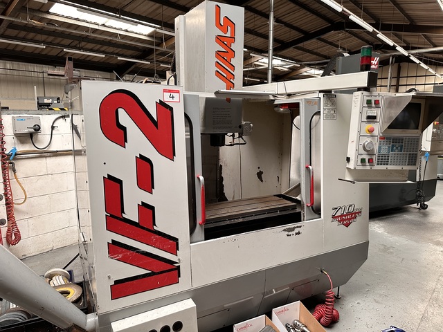 Haas VF-2 CNC Vertical Machining Centre with Haas Control. (04/1997)