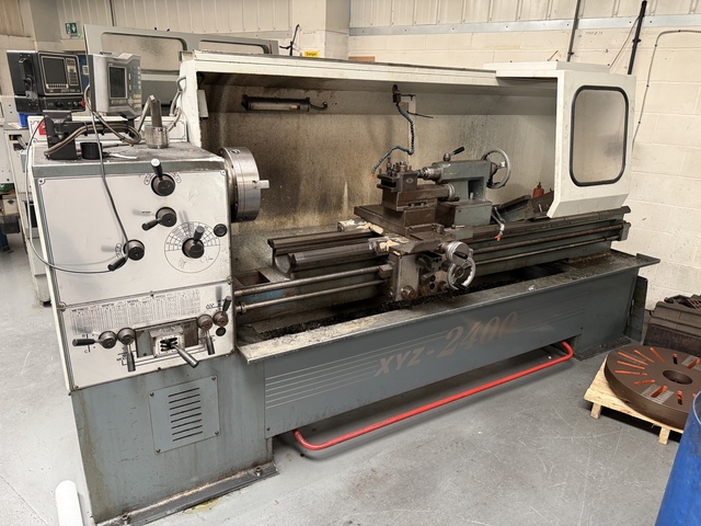 XYZ 2400 Gap Bed Centre Lathe