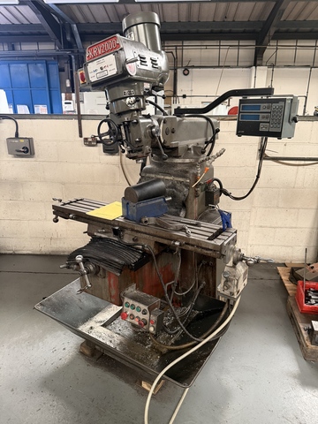 XYZ KRV2000 Turret Mill