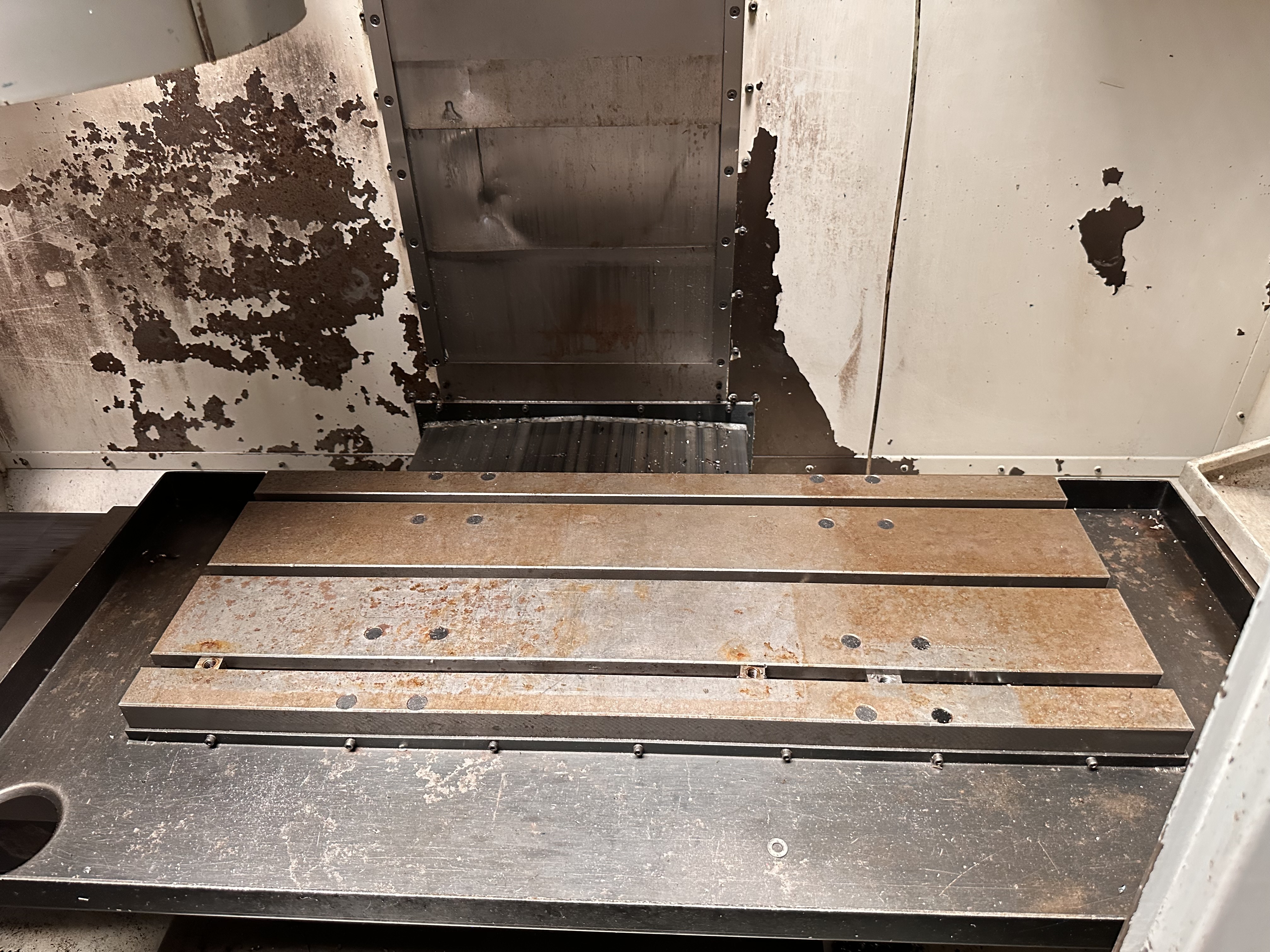 Haas VF-2 CNC Vertical Machining Centre with Haas Control. (04/1997)