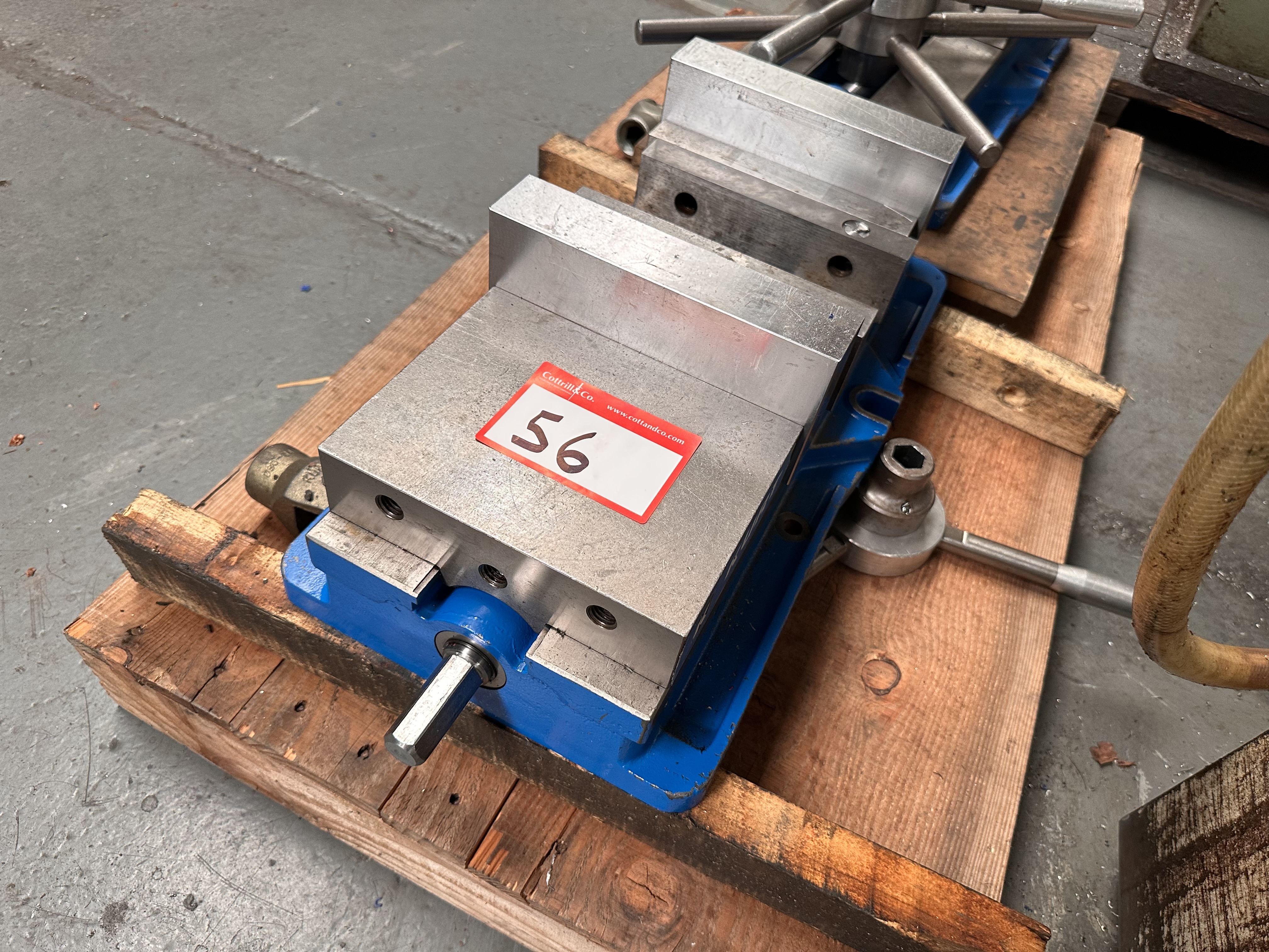 Kurt 8" Machine Vice