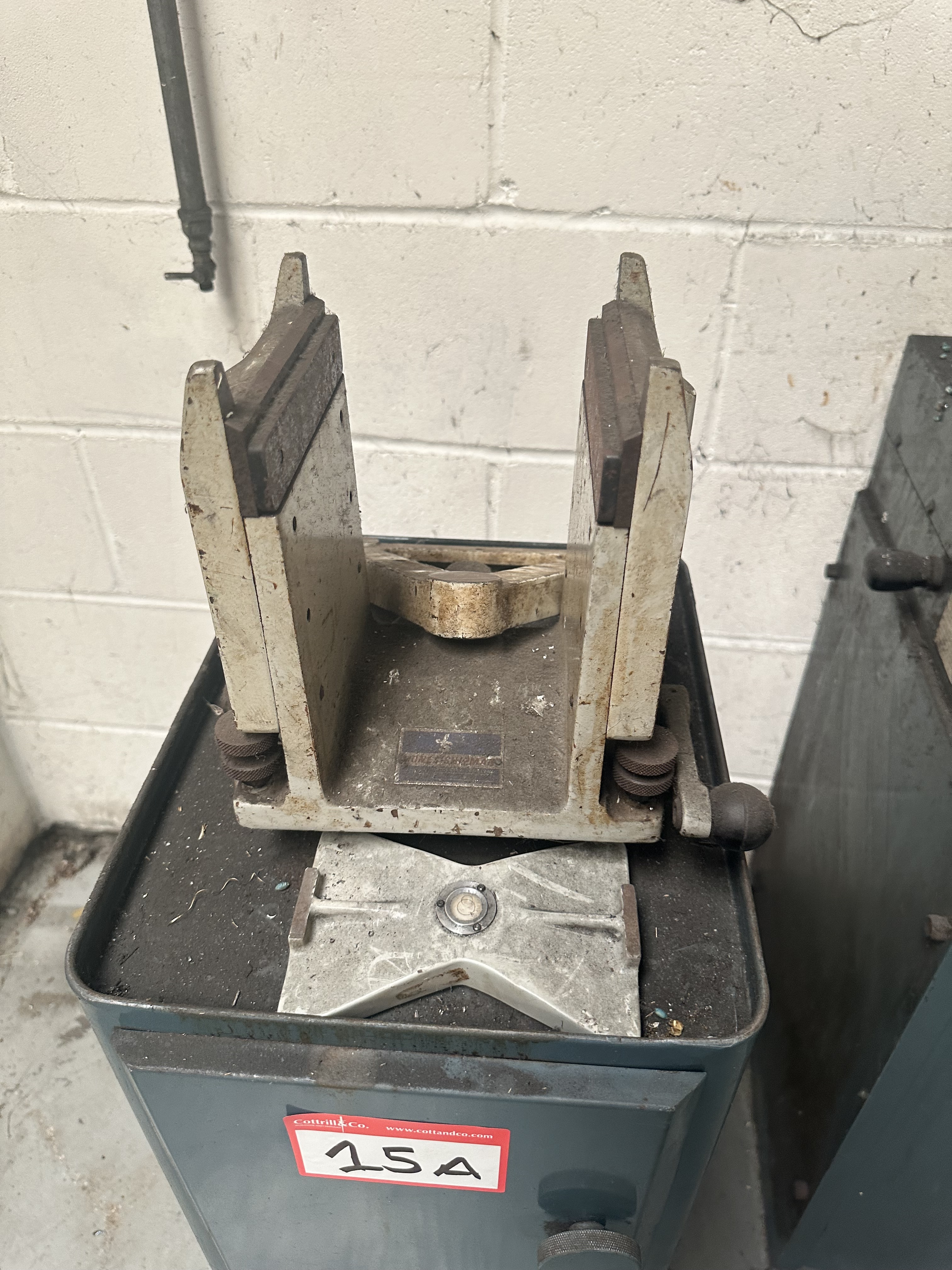 Jones & Shipman Wheel Balance Cabinet & Balancers