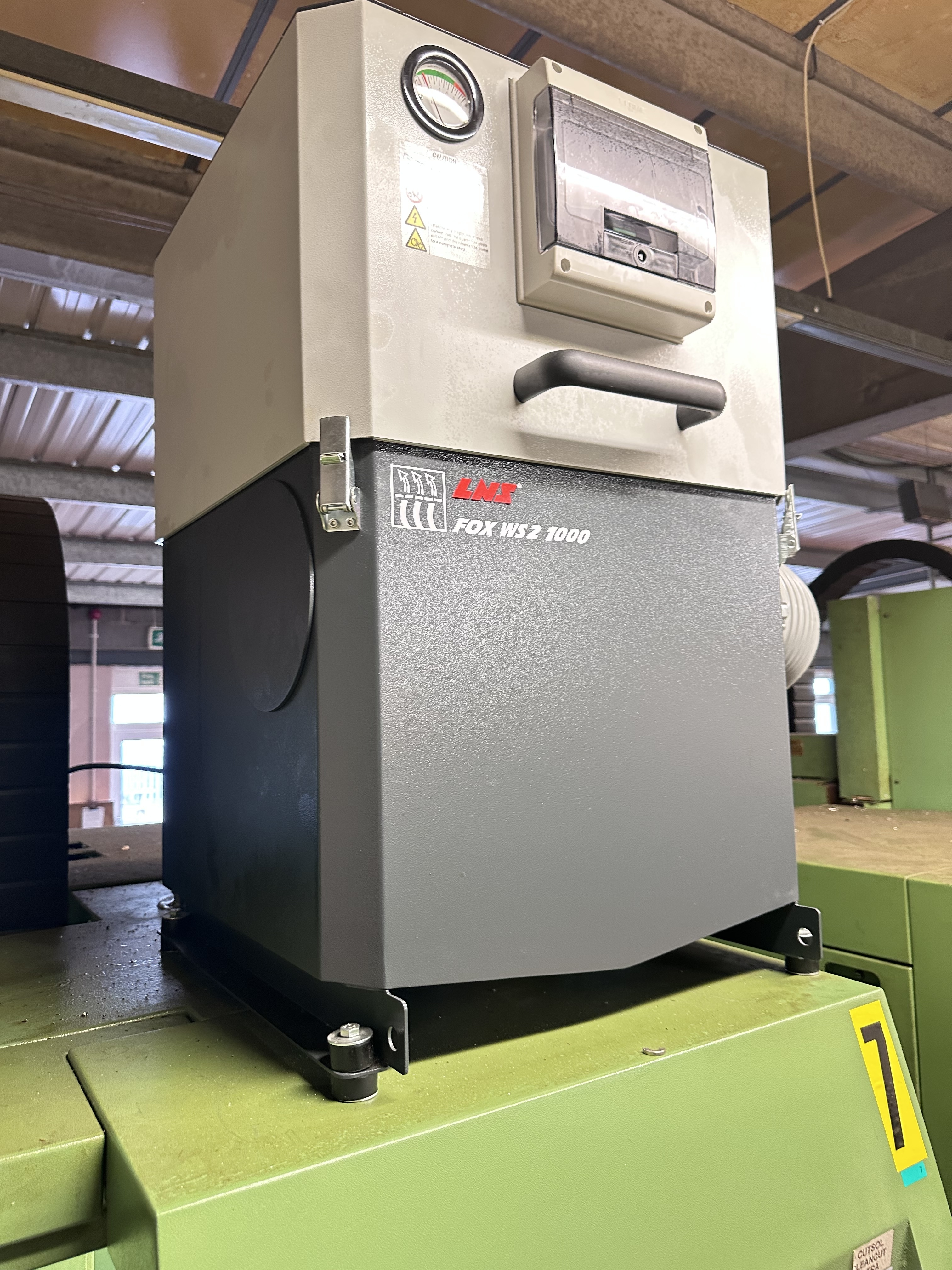 LNS Fox WS2 1000 Oil Mist Filter suitable for Bridgeport VMC 600 XP Vertical Machining Centre