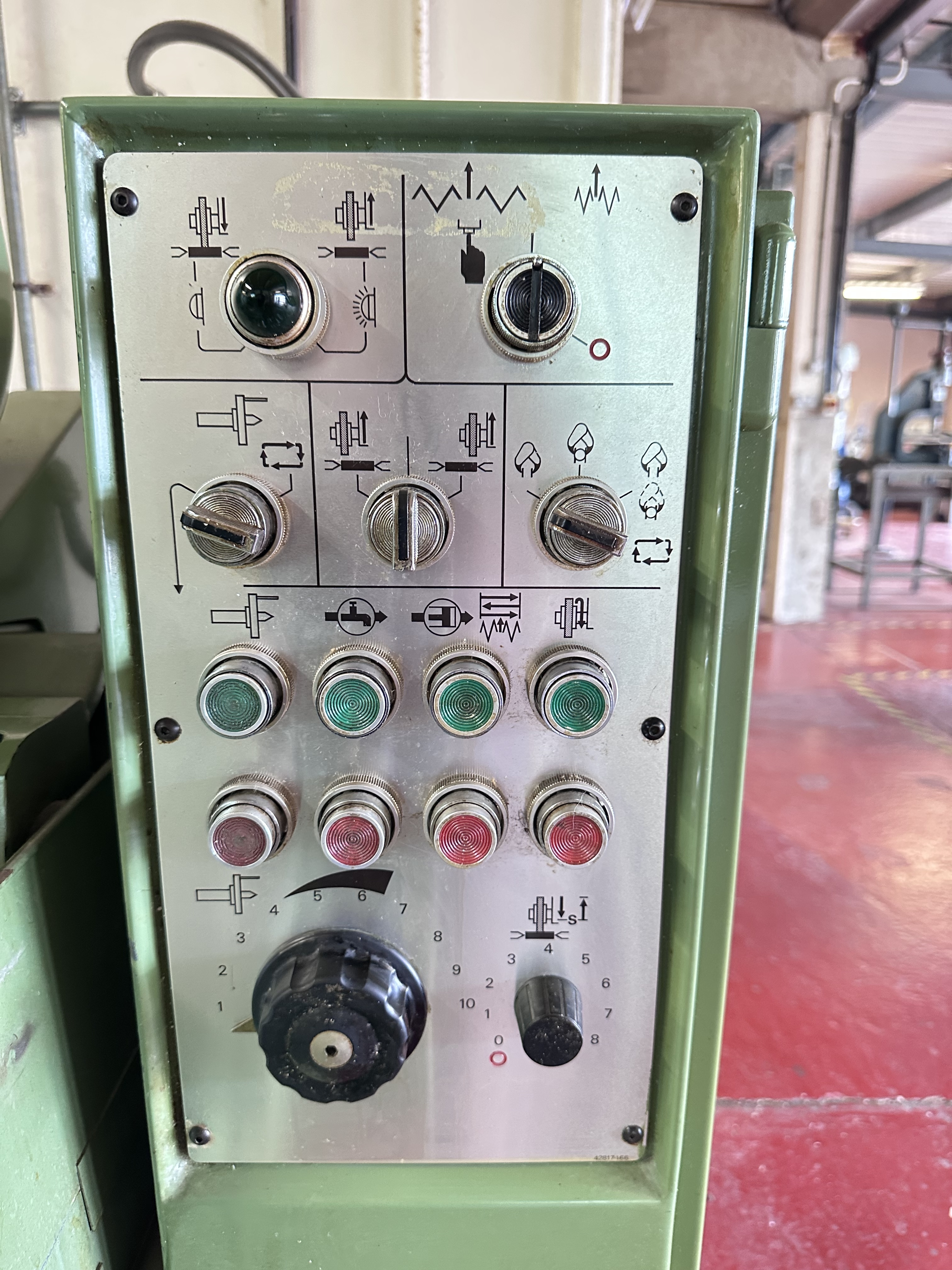 Jones & Shipman 1070 Cylindrical Grinder