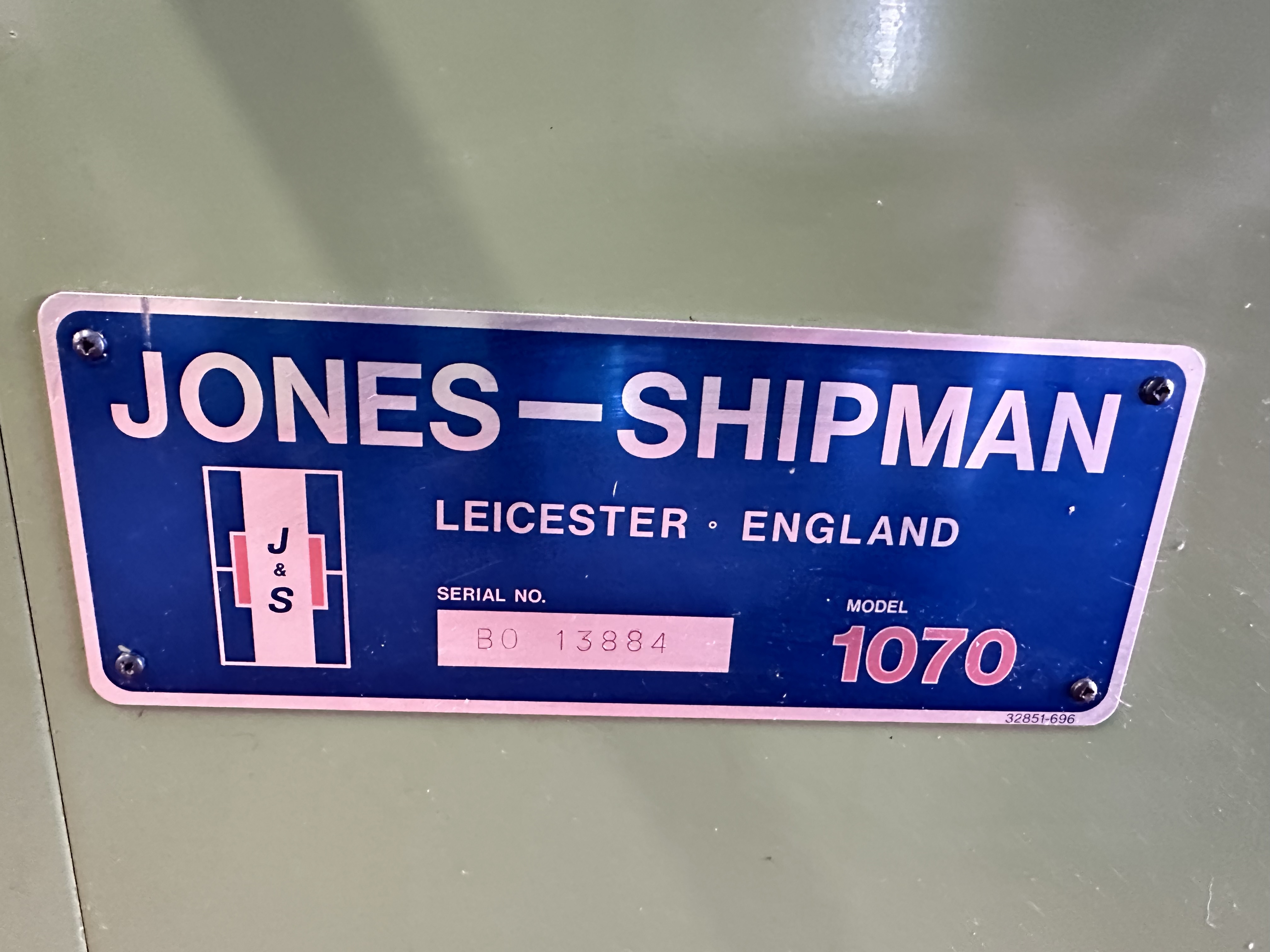 Jones & Shipman 1070 Cylindrical Grinder
