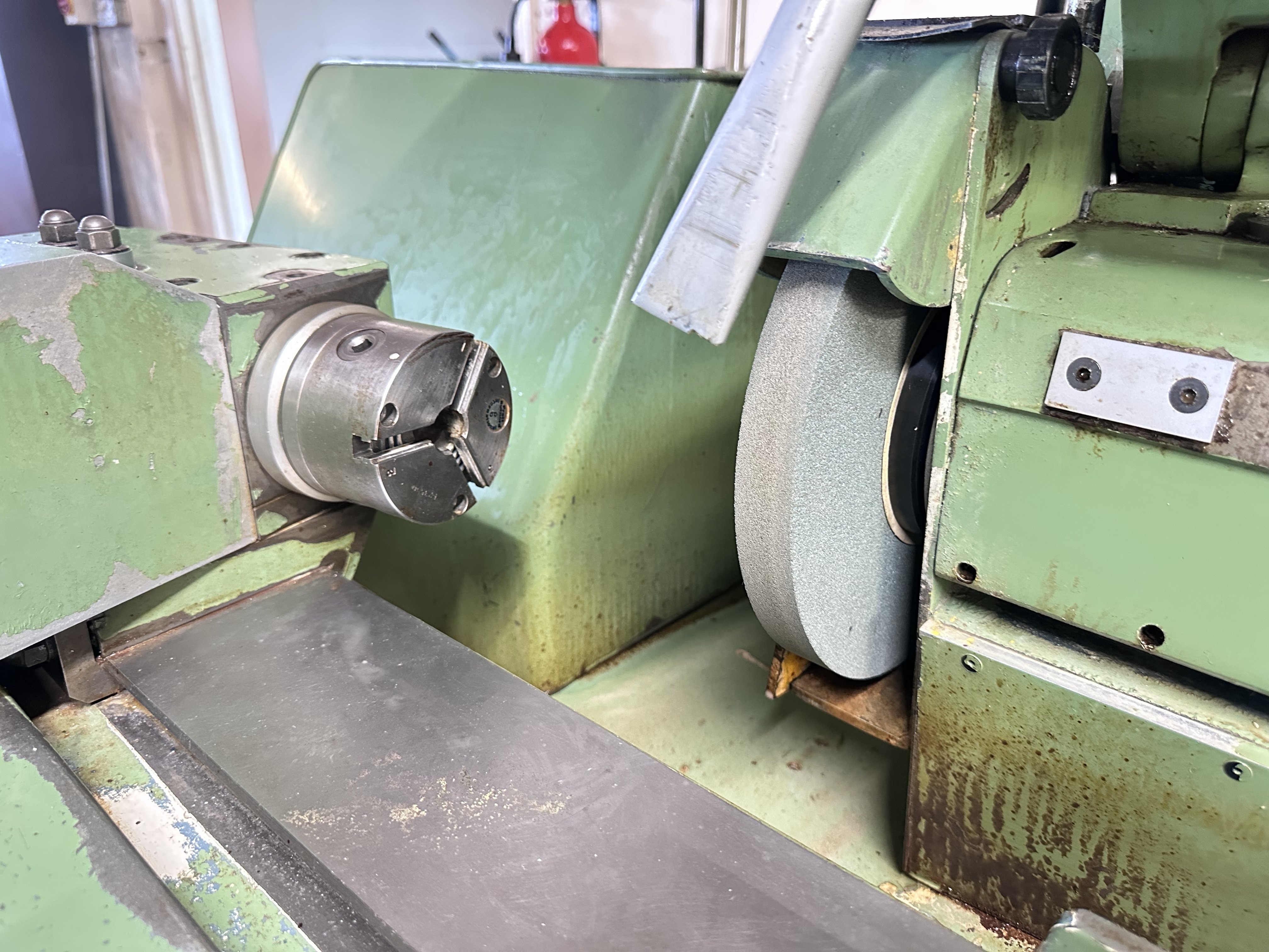 Jones & Shipman 1070M Cylindrical Grinder