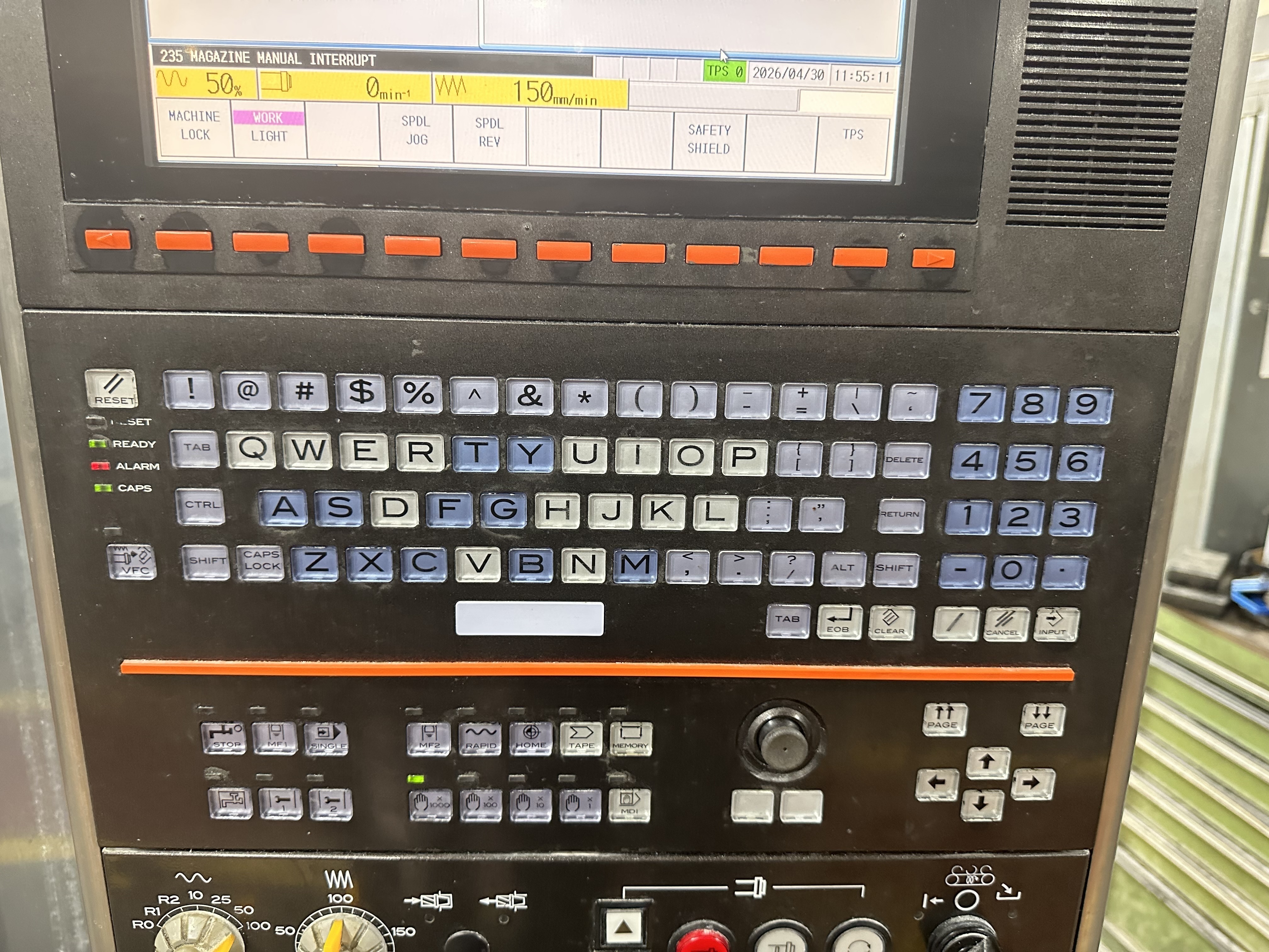 Mazak Vertical Centre Smart 530C CNC Vertical Machining Centre. (2015)