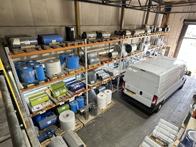 Apex UK12 Pallet Racking, 6 Uprights 4000 x 1100mm, 30 Crossbeams 2700mm Long