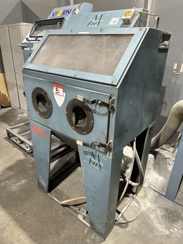 Ellermatic / Marawise STD 950 Reach In Media Blast Cabinet. (1990)