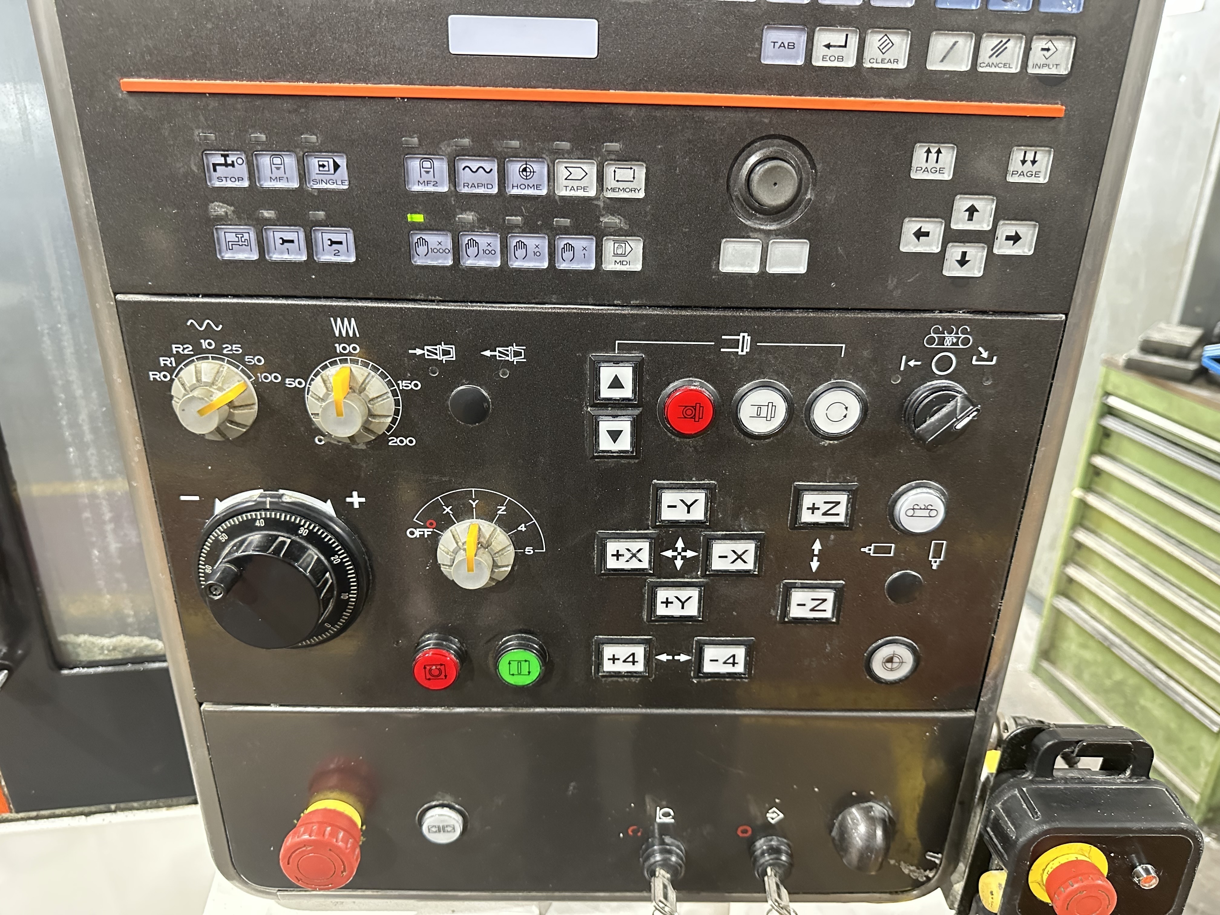 Mazak Vertical Centre Smart 530C CNC Vertical Machining Centre. (2015)