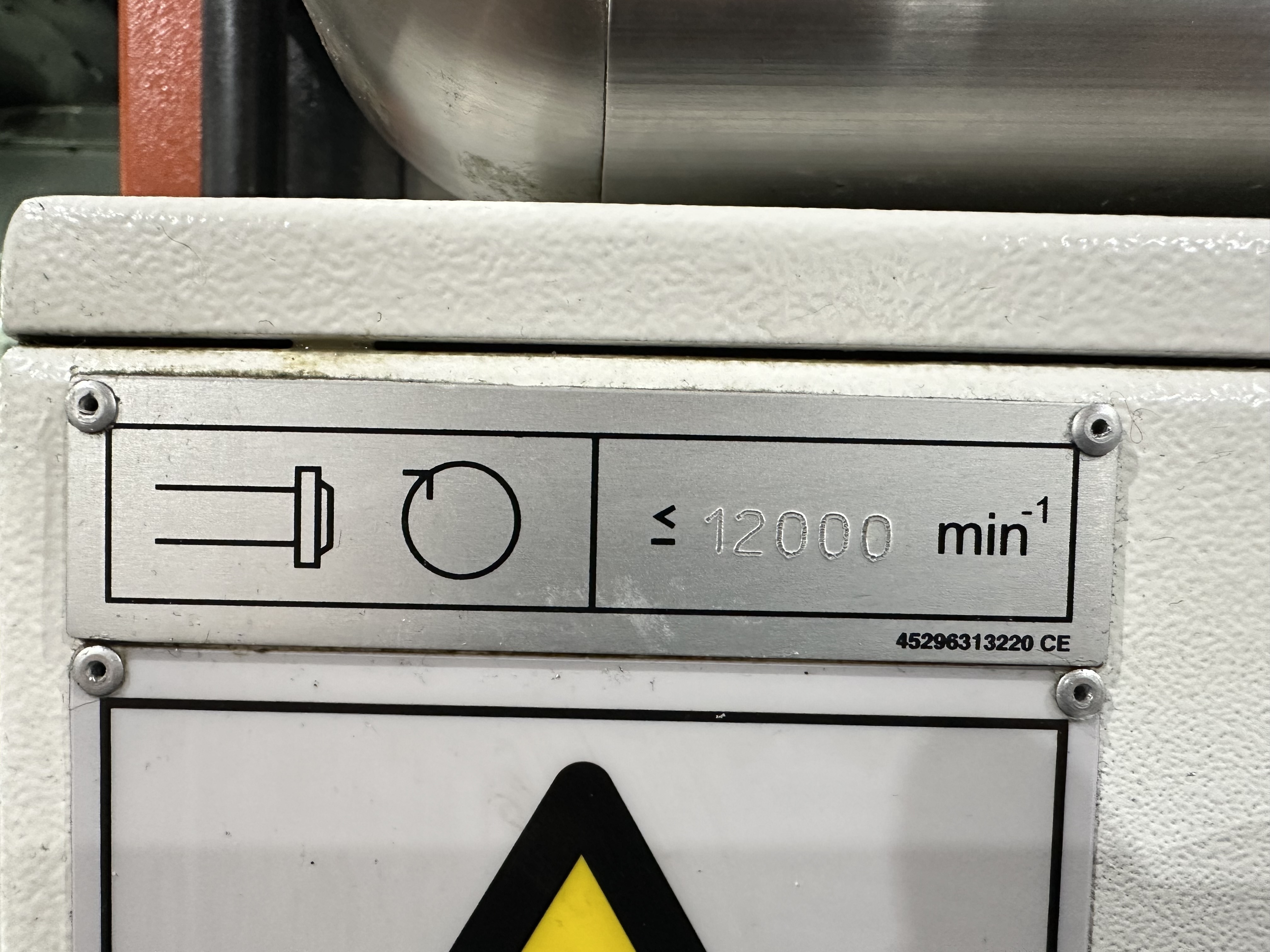 Mazak Vertical Centre Smart 530C Machining Centre. (2016)