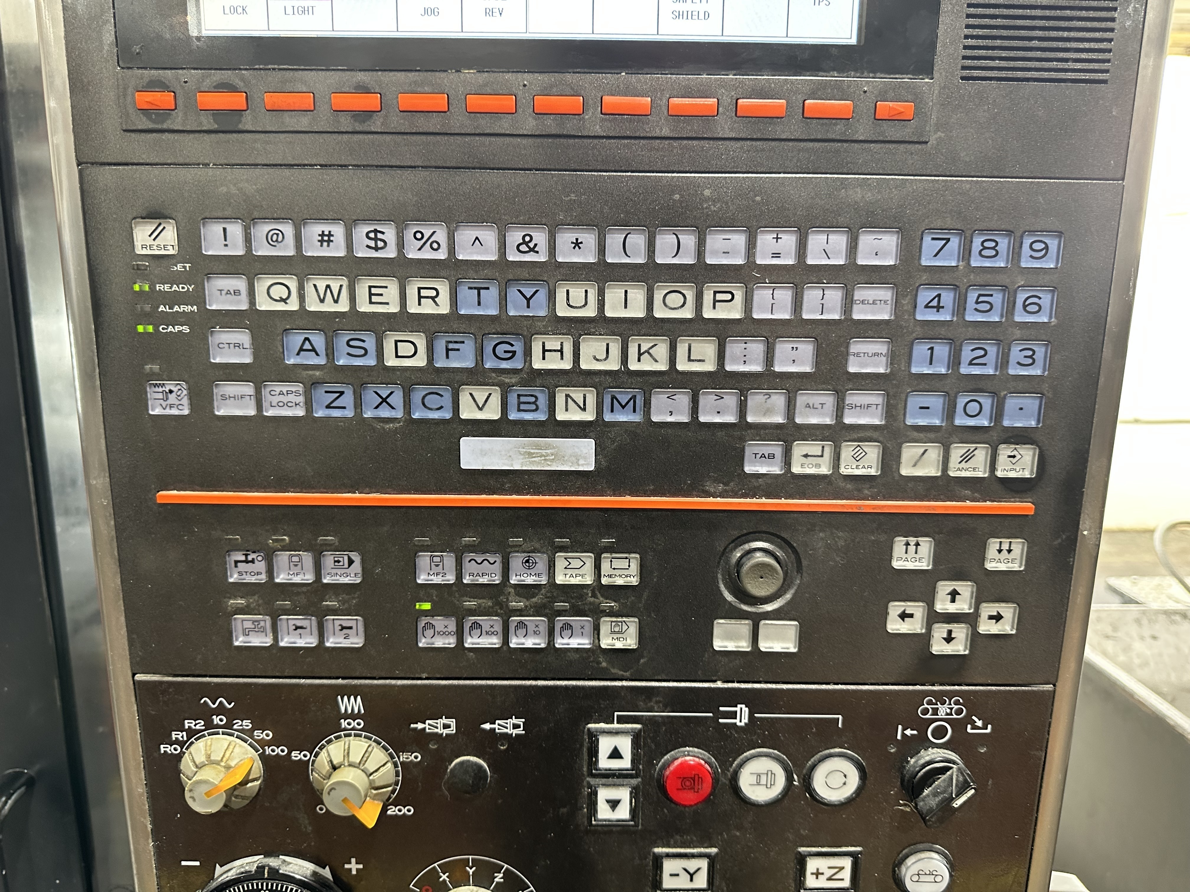 Mazak Vertical Centre Smart 530C CNC Vertical Machining Centre. (2015)