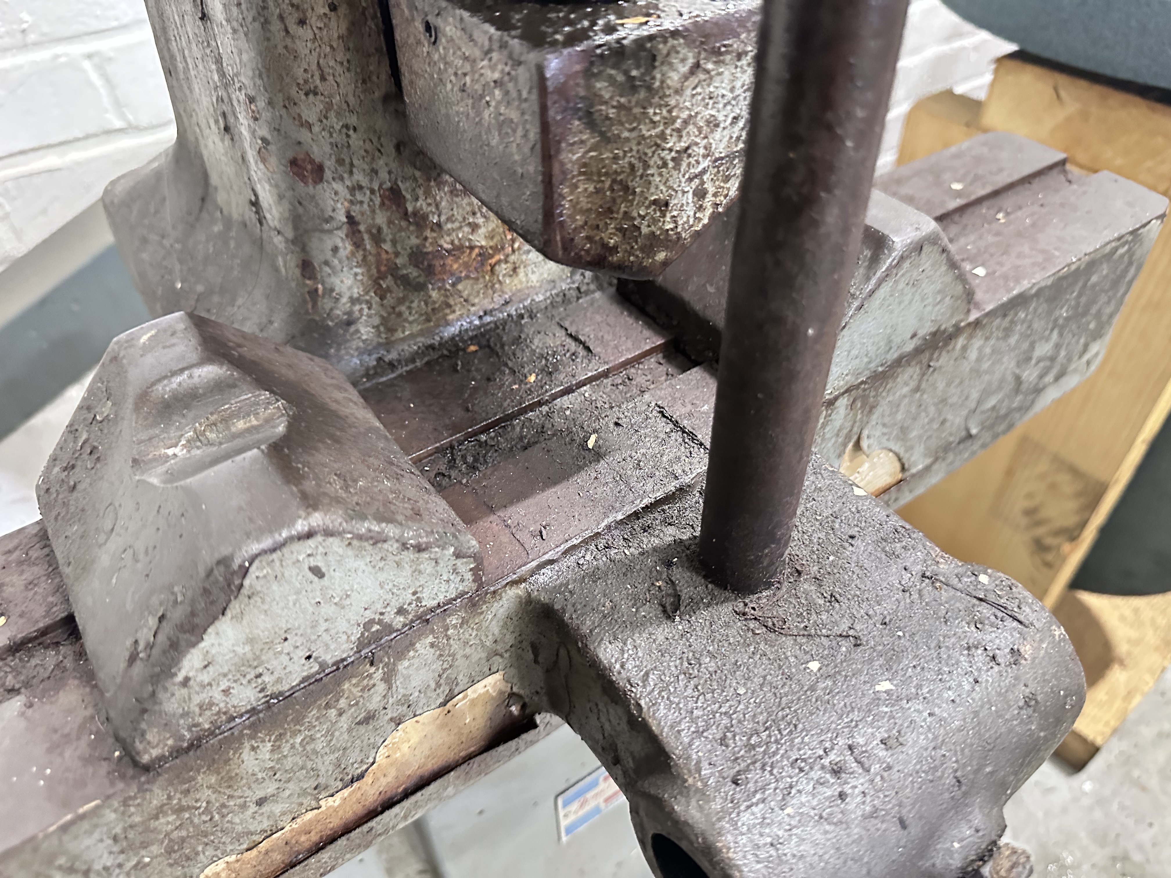 Jones & Shipman Manual Bar Straightening Press