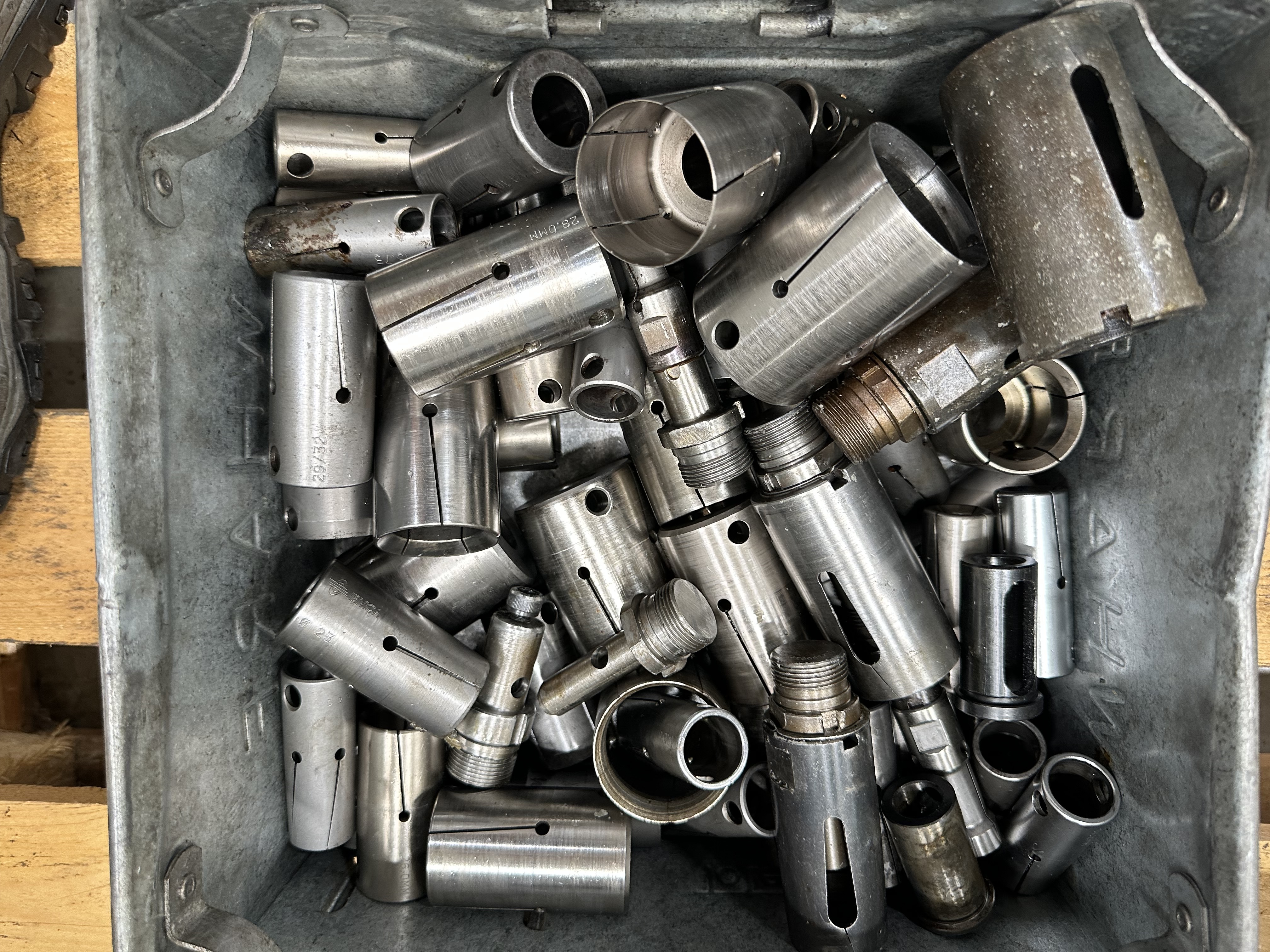 Selection of Lathe Tool Grippers