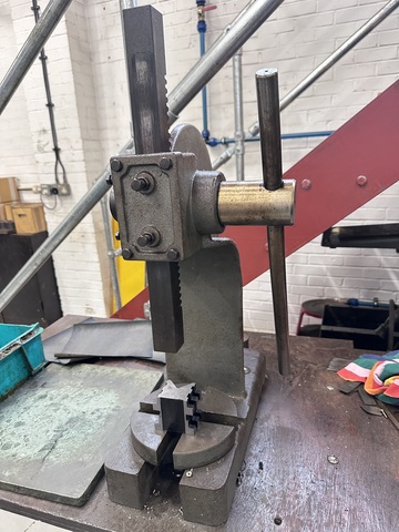 Bench Mounted Bearing Press, 300mm Under Ram