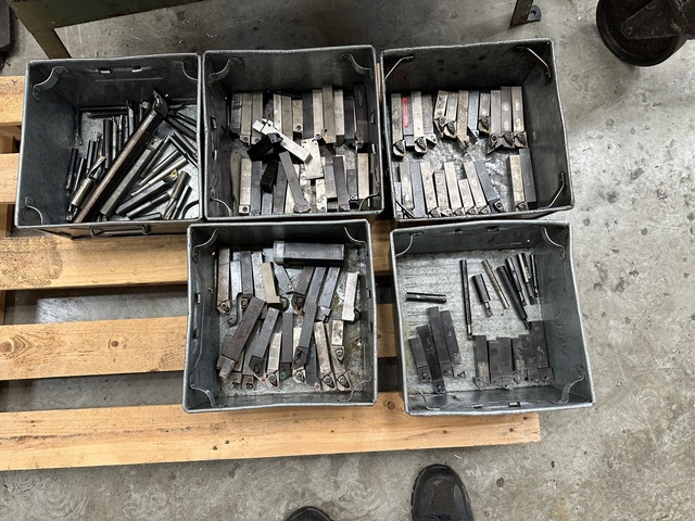 Selection of Lathe Tooling