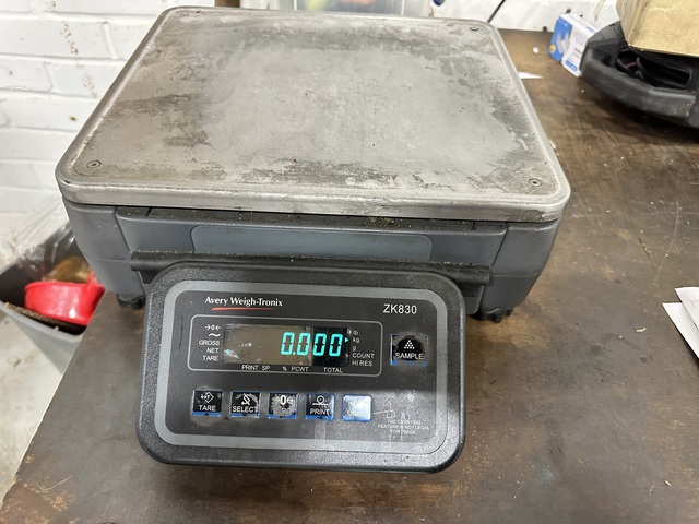 Avery Weigh Tronix ZK830 Scales, Max Capacity 35kg