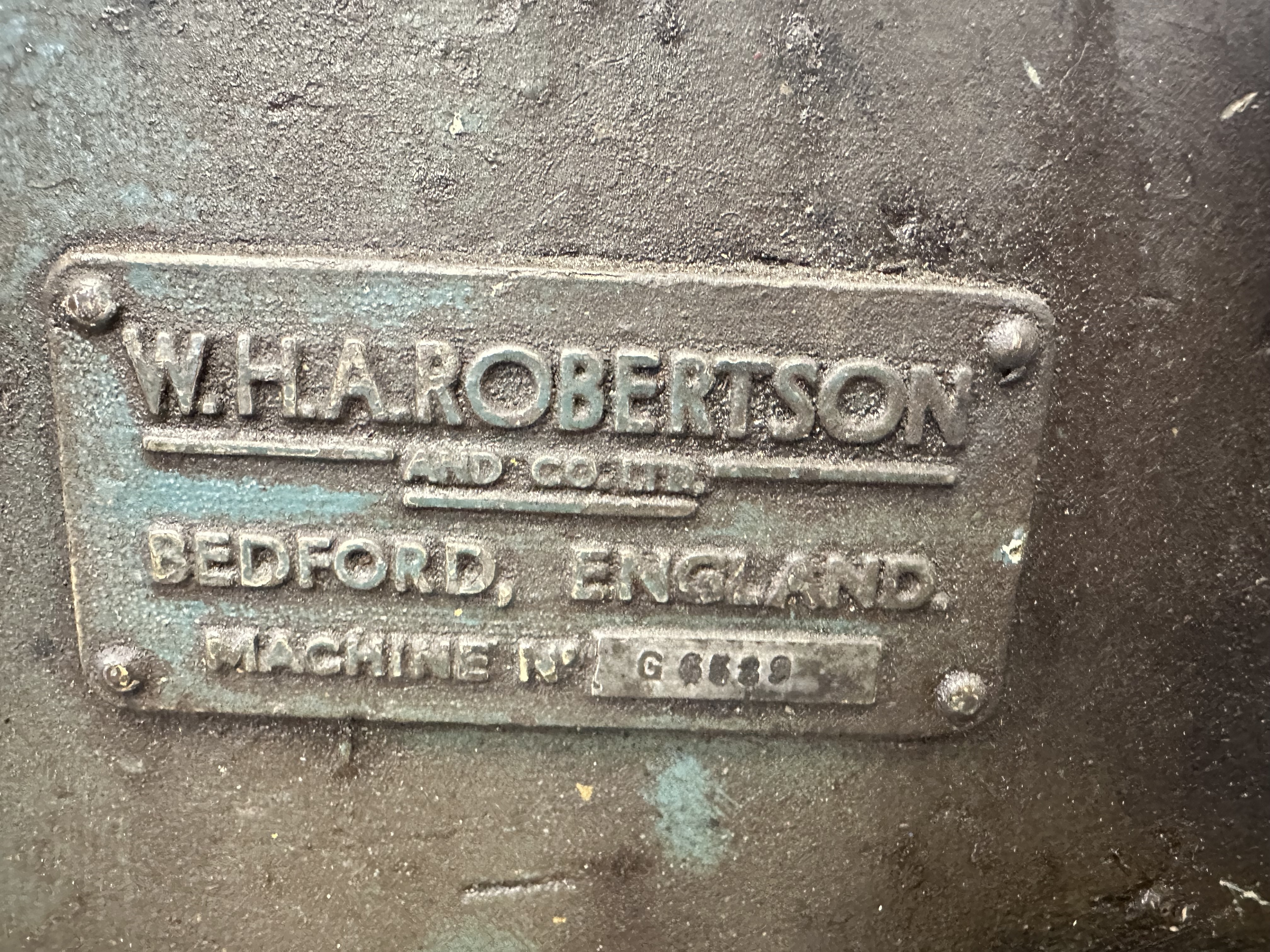 WHA Robertson Bar & Tube Straightener