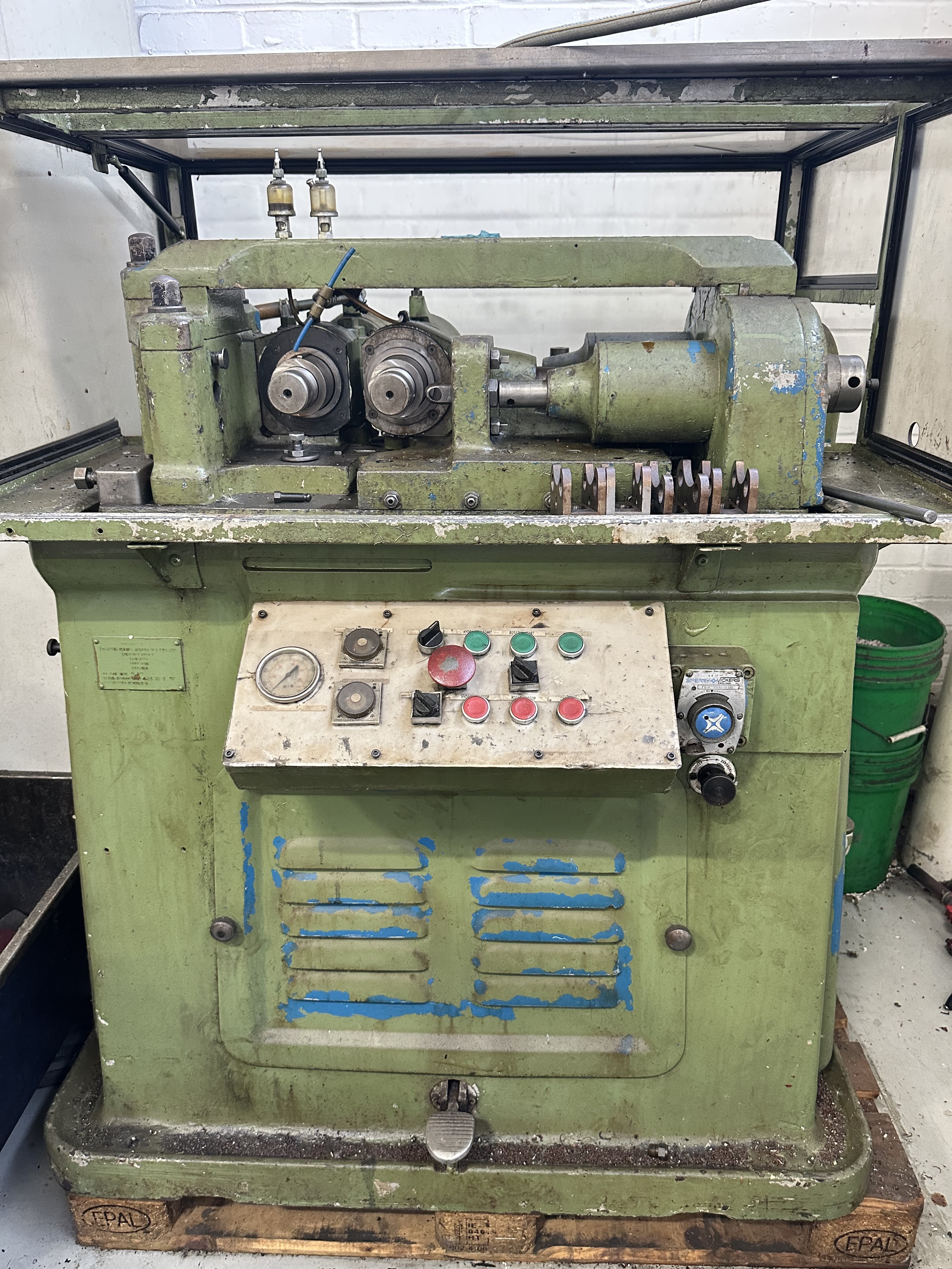 Twyford Moors S10 Thread Roller (1982)