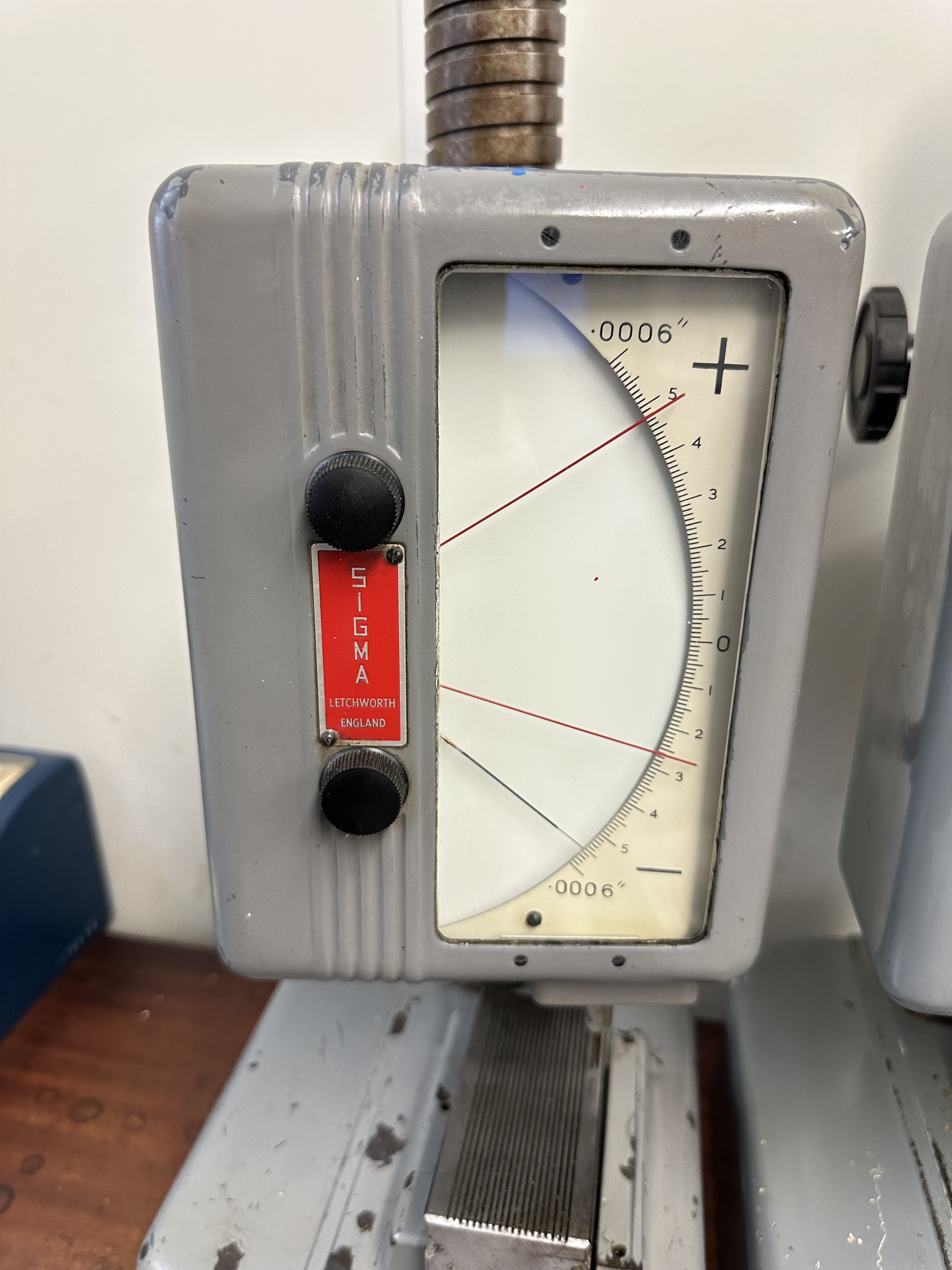 (2) x Sigma Comparators, (1) x Sigma Comparator Clock