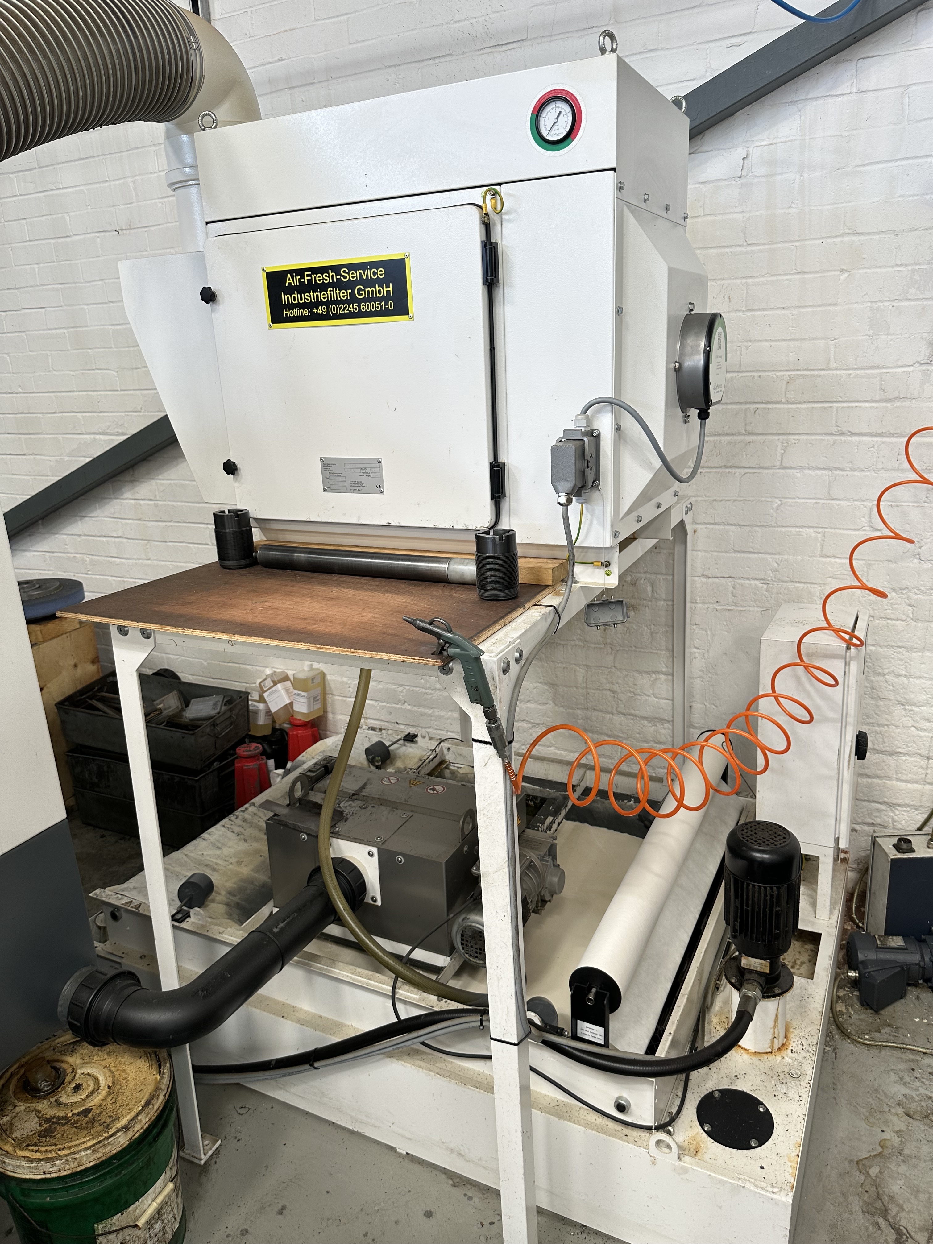 Studer Favorit 650 CNC Universal Cylindrical Grinding Machine with Fanuc Oi-TD CNC Control (2022)