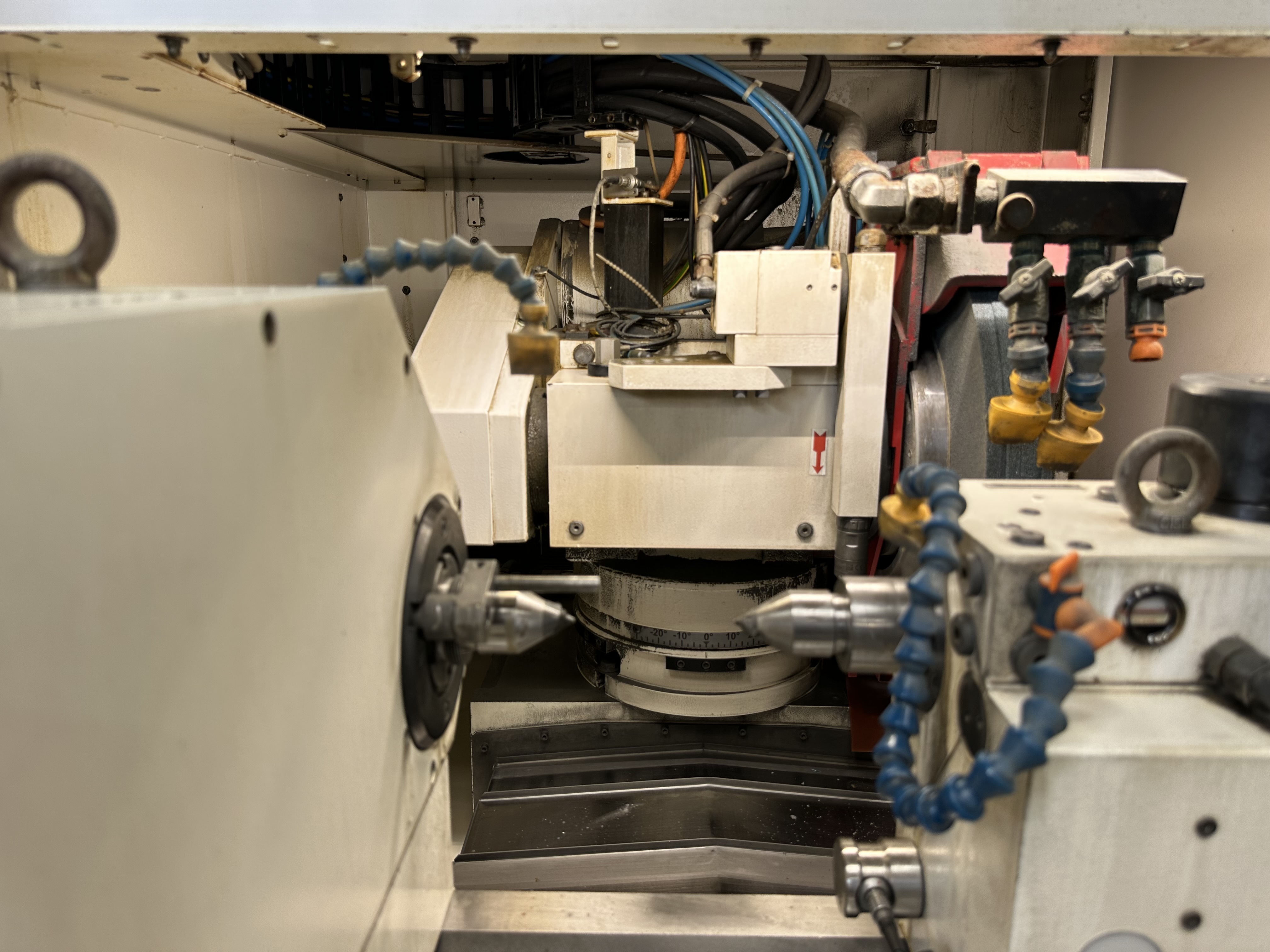 Studer Favorit 650 CNC Universal Cylindrical Grinding Machine with Fanuc Oi-TD CNC Control (2022)