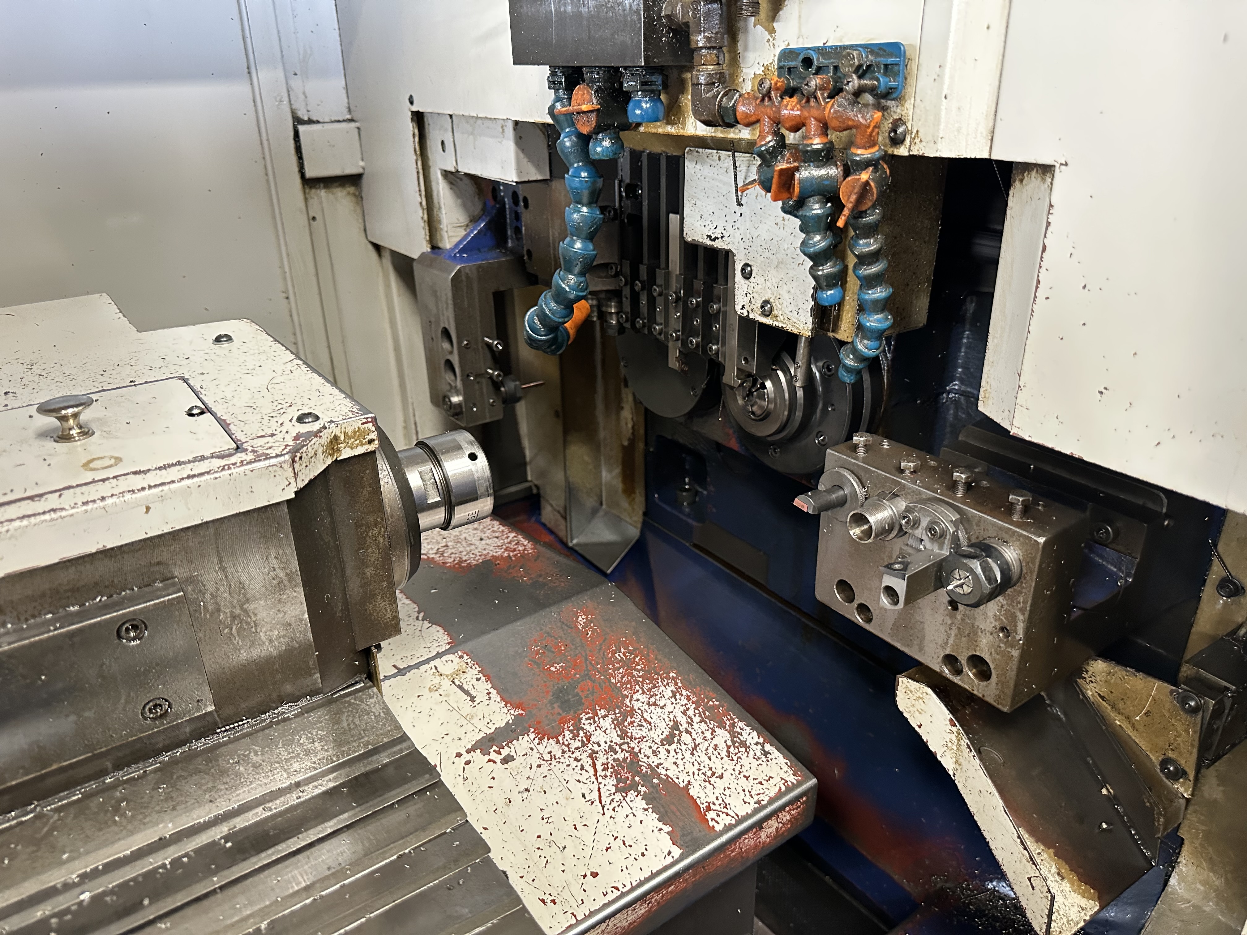 Hanwha ML20H Sliding Head Lathe 6 Axis with Fanuc Series18i-T CNC Control (2001)