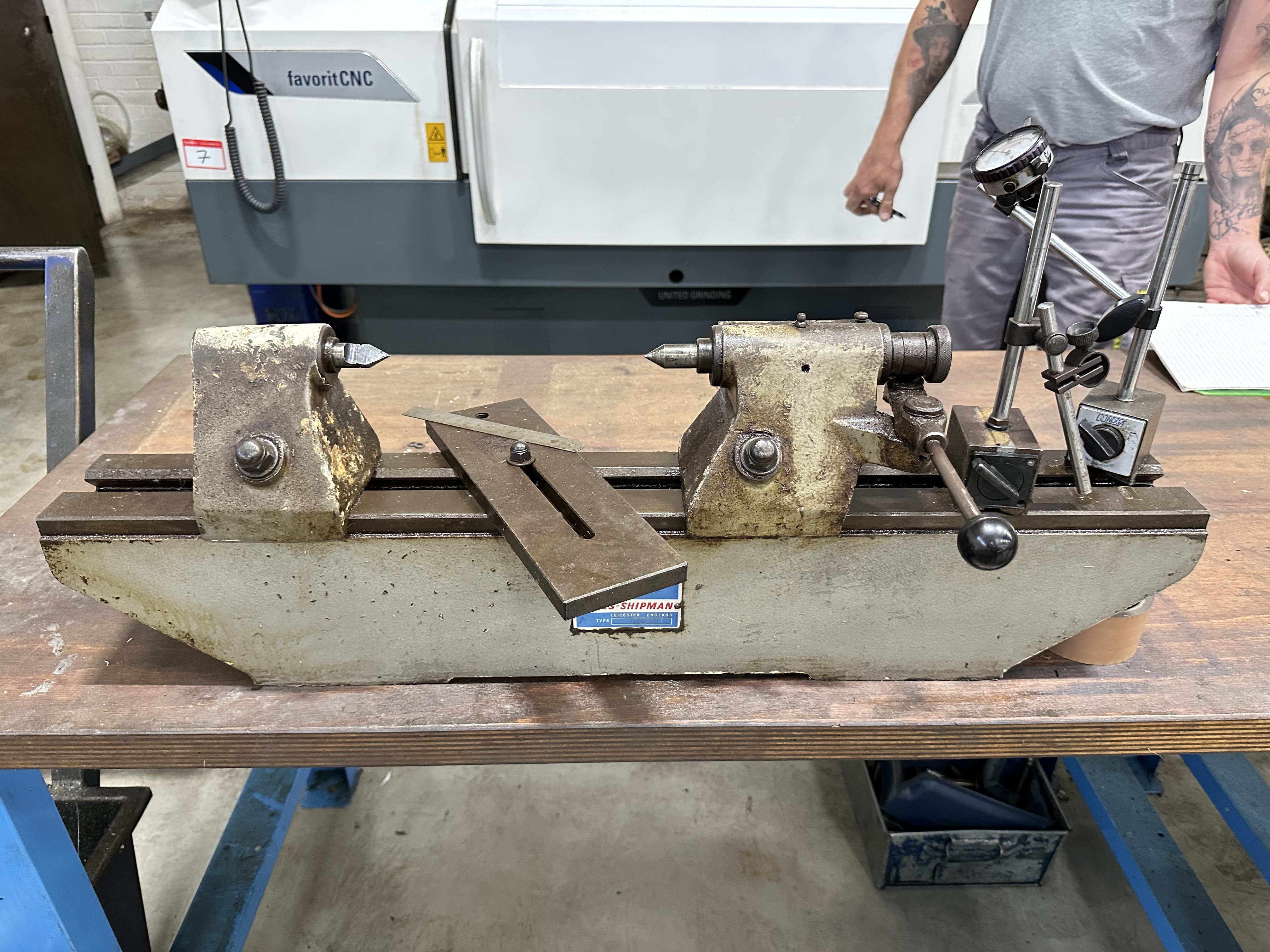 Jones & Shipman Bench Centres, 24" Between Centres