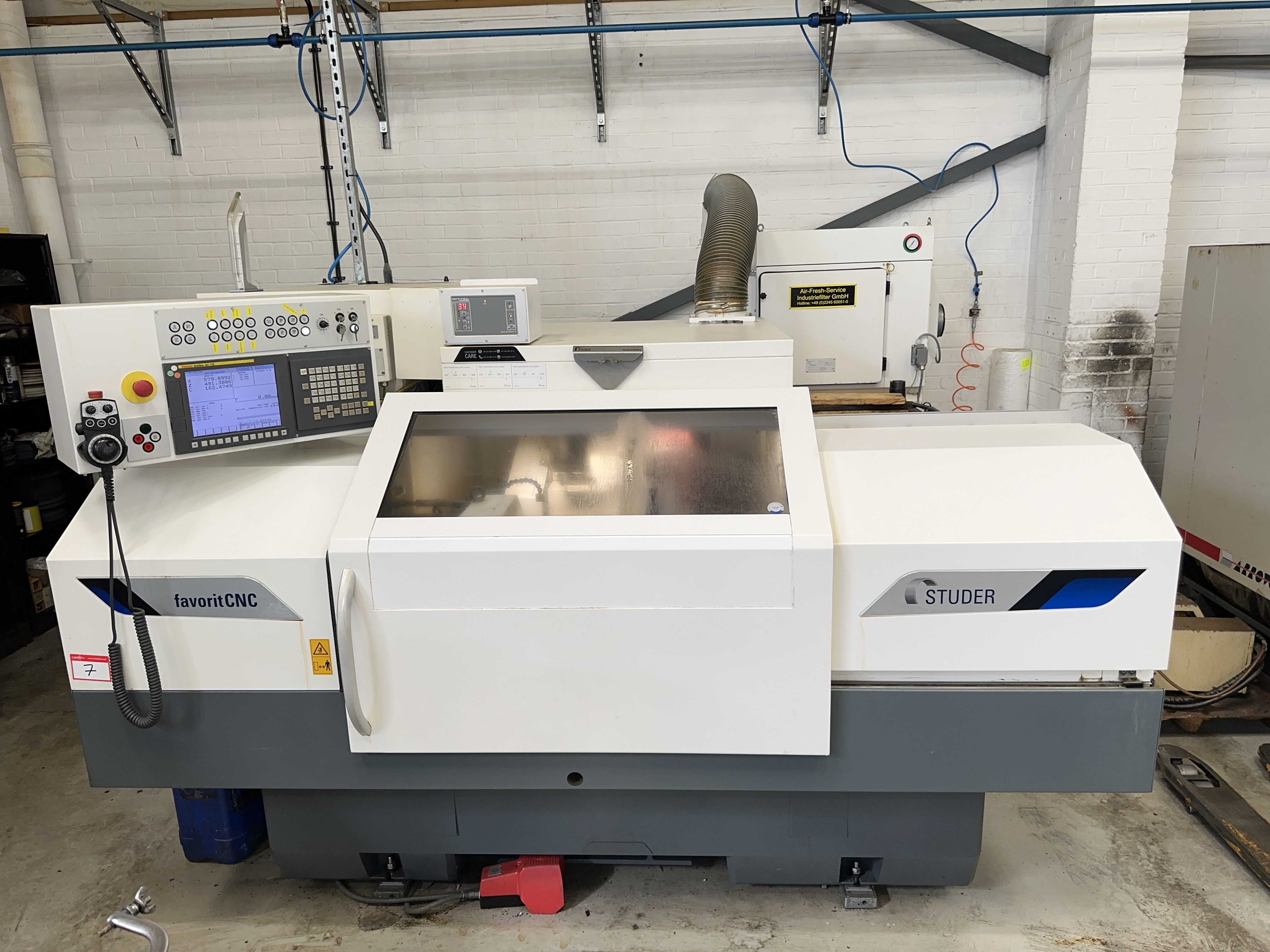 Studer Favorit 650 CNC Universal Cylindrical Grinding Machine with Fanuc Oi-TD CNC Control (2022)