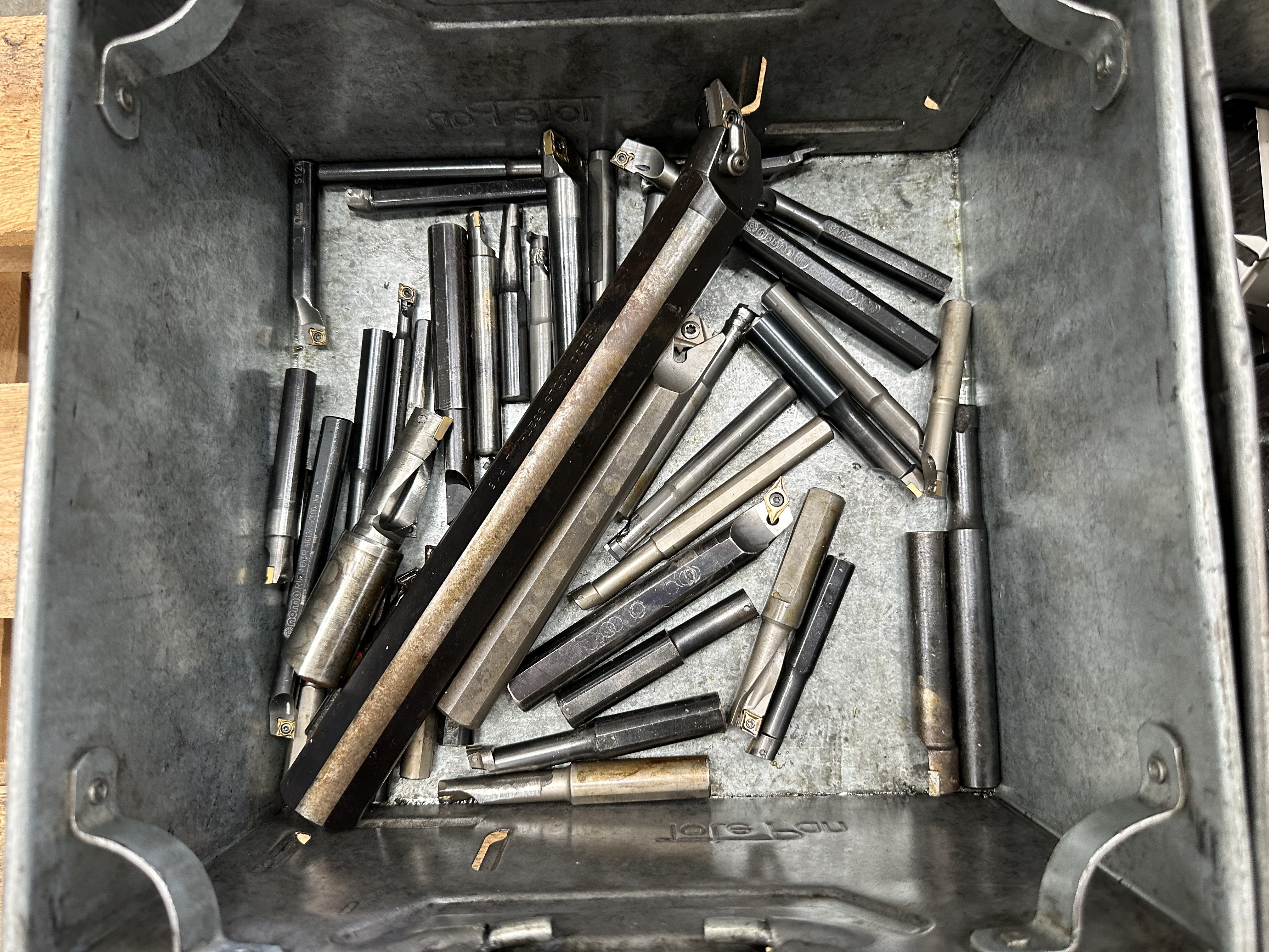 Selection of Lathe Tooling