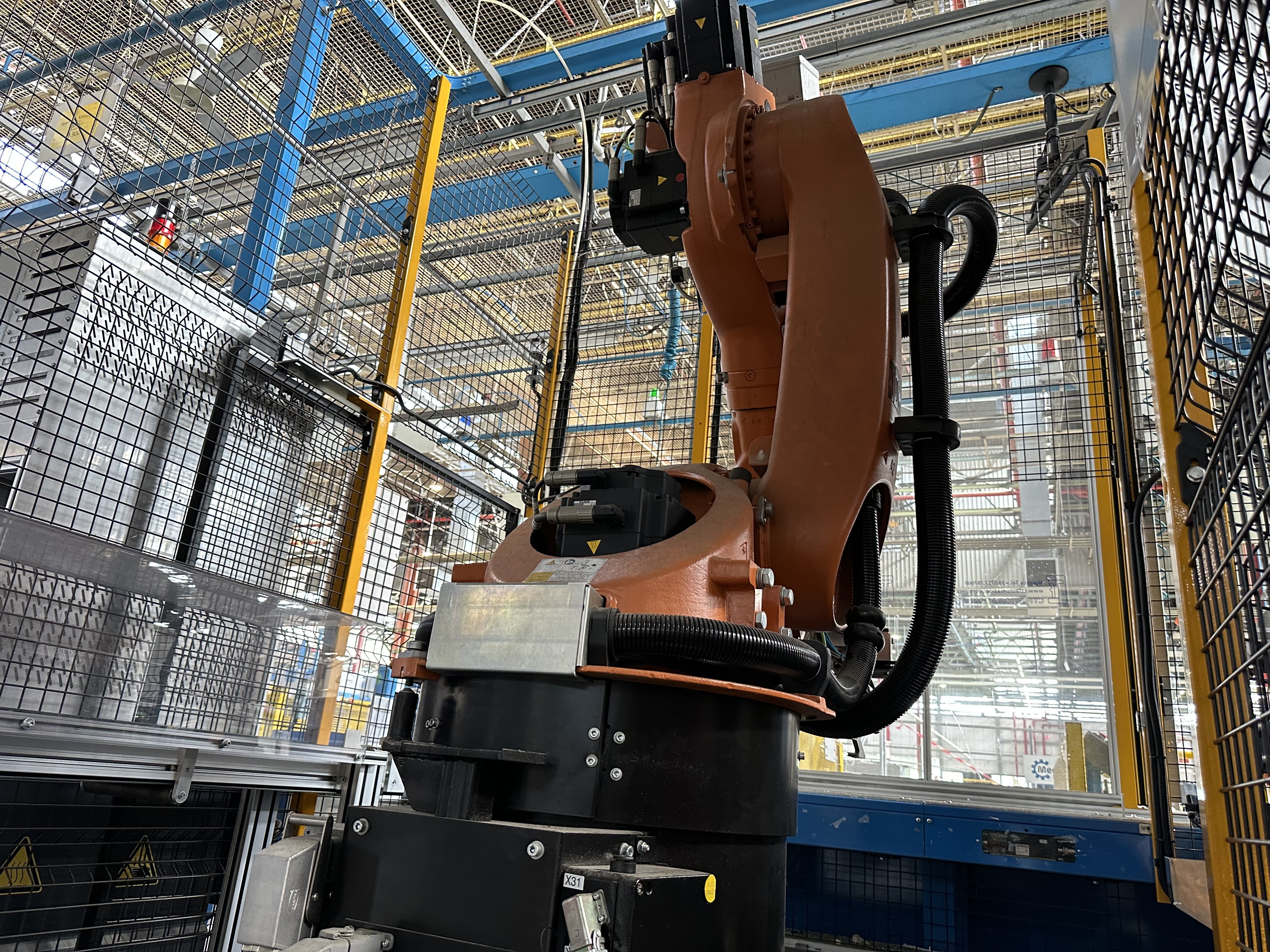 CTF Robotic Compressor Mounting Station (2002)