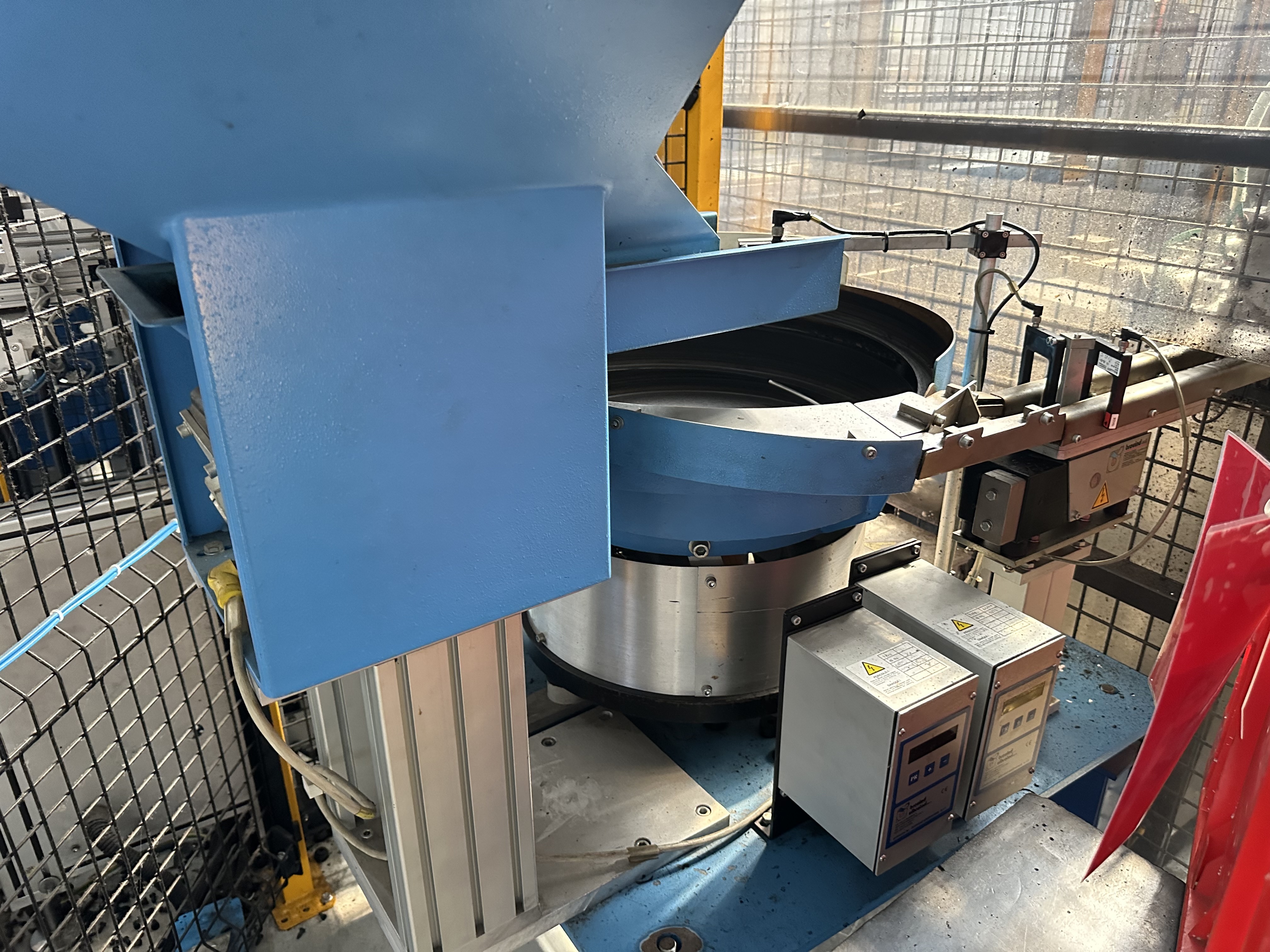 CTF Robotic Compressor Mounting Station (2002)
