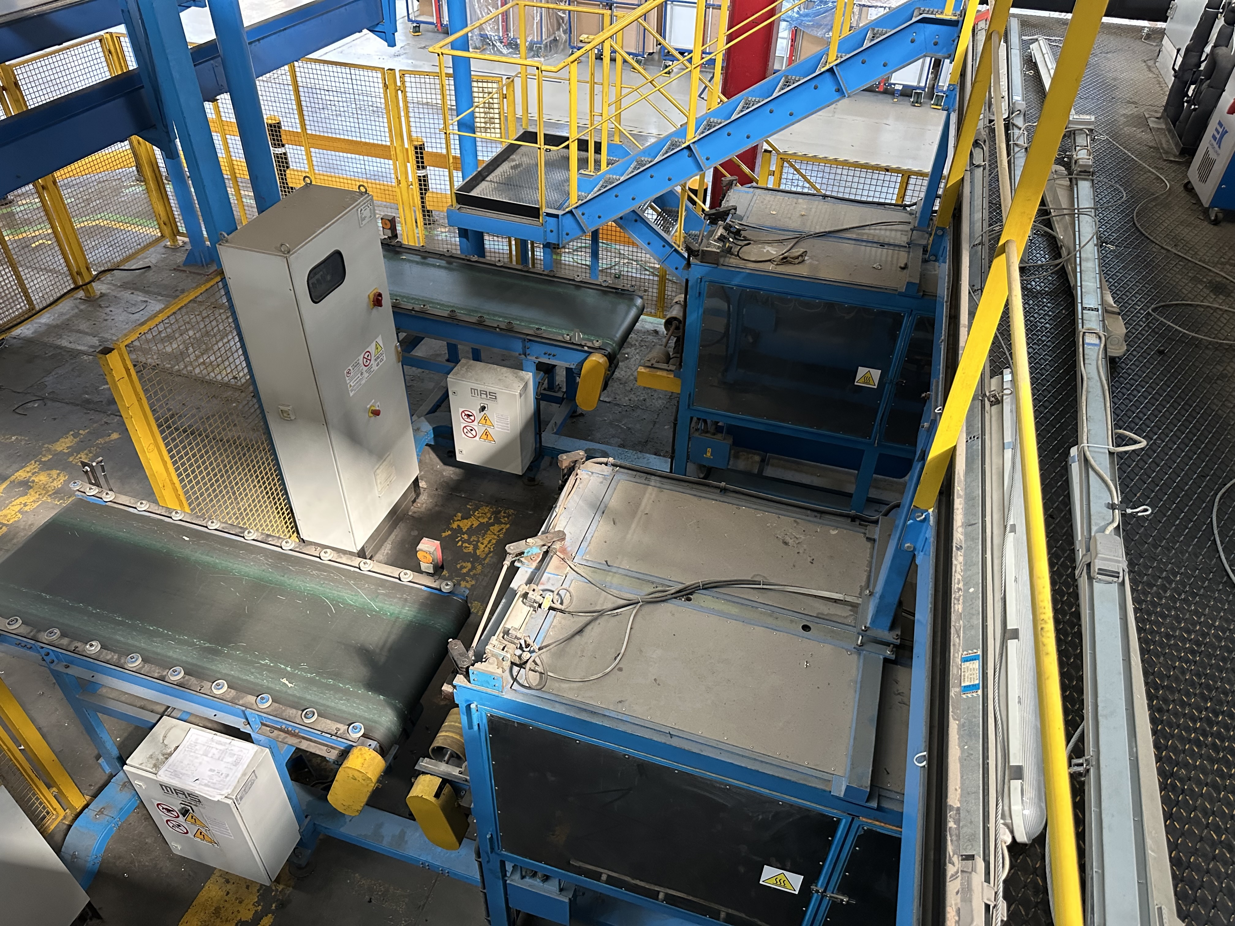 Teas Canon Cabinet Foaming Line