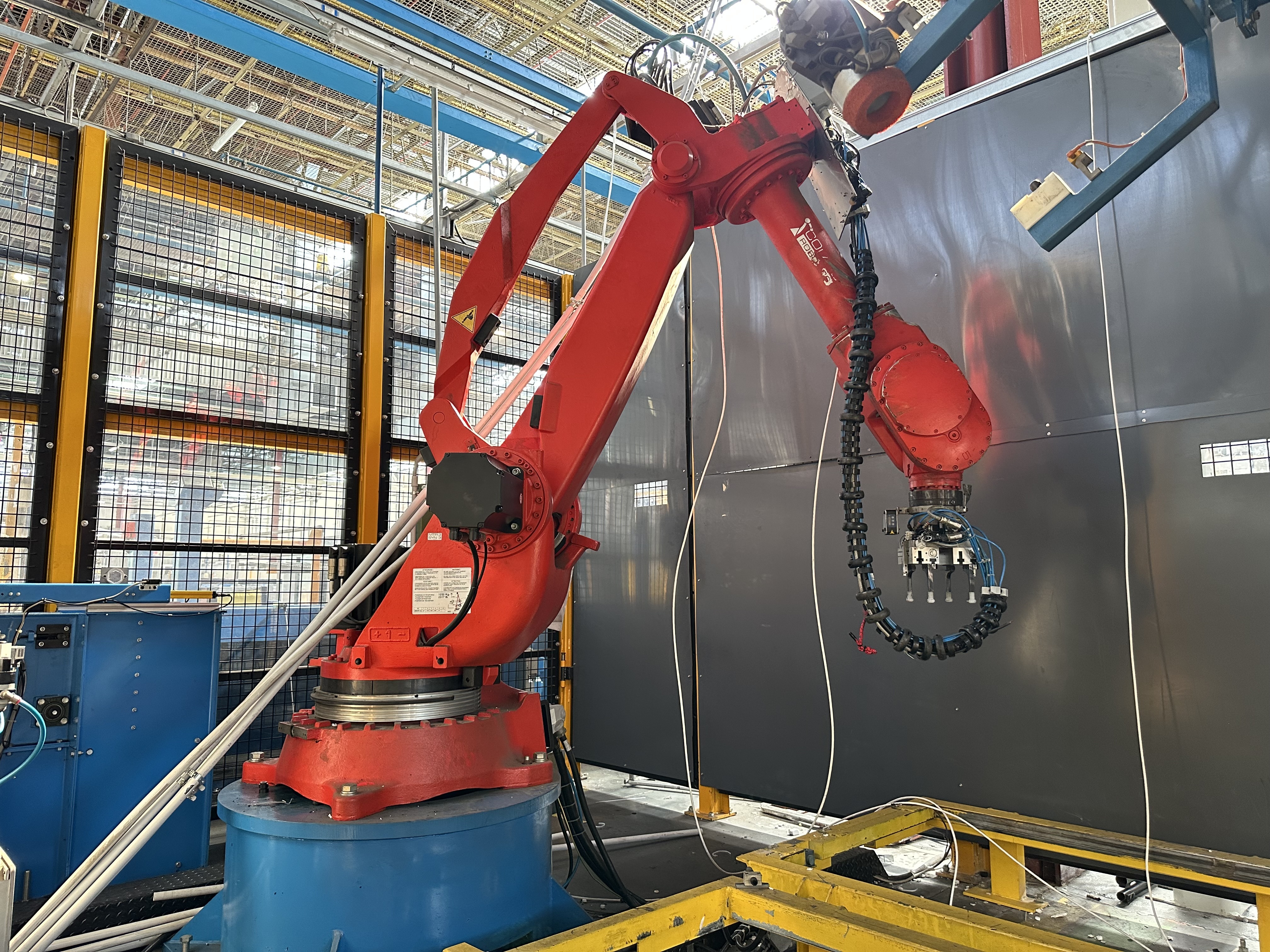 CTF Robotic Compressor Mounting Station (2002)