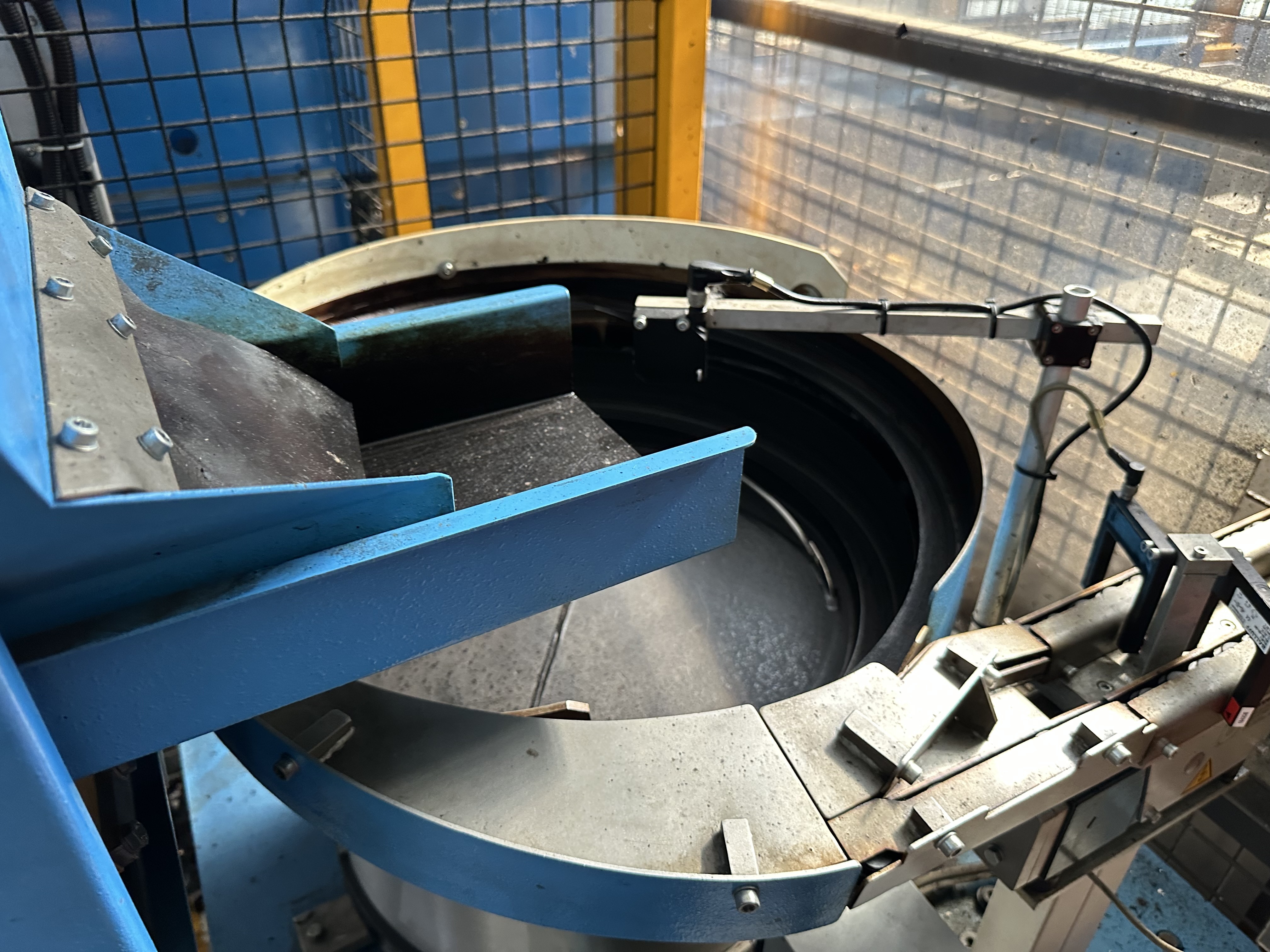 CTF Robotic Compressor Mounting Station (2002)