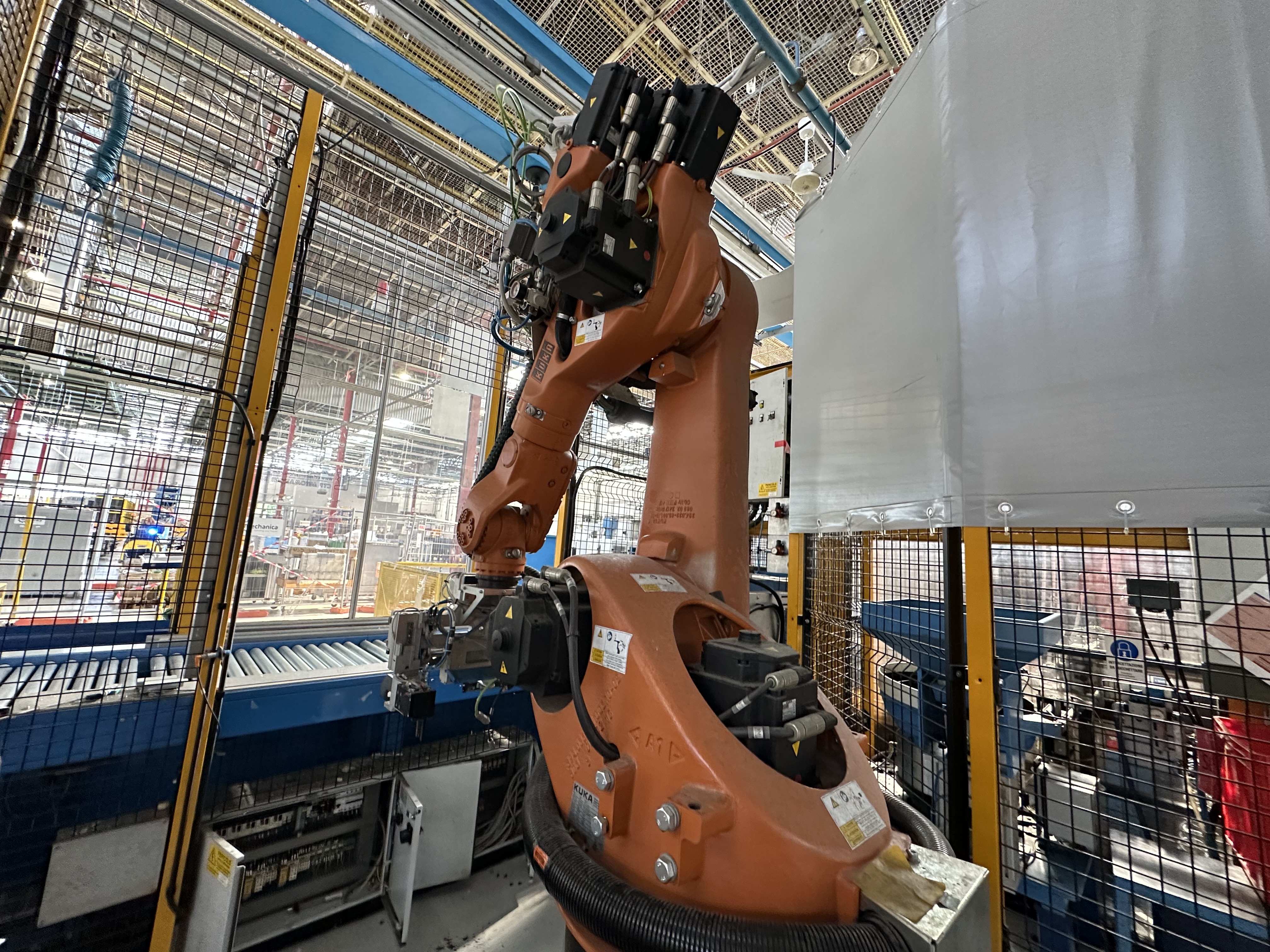 CTF Robotic Compressor Mounting Station (2002)