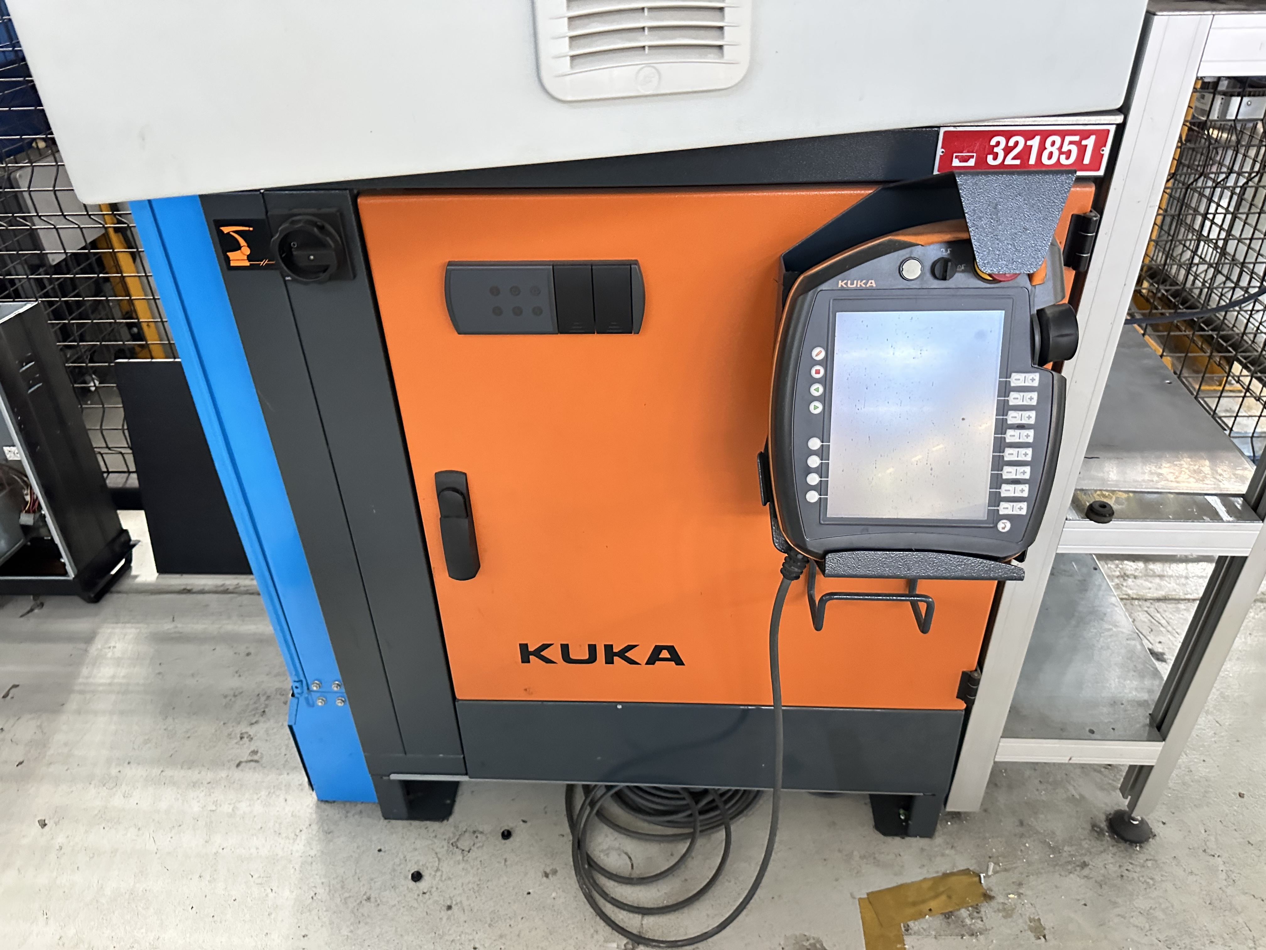 CTF Robotic Compressor Mounting Station (2002)