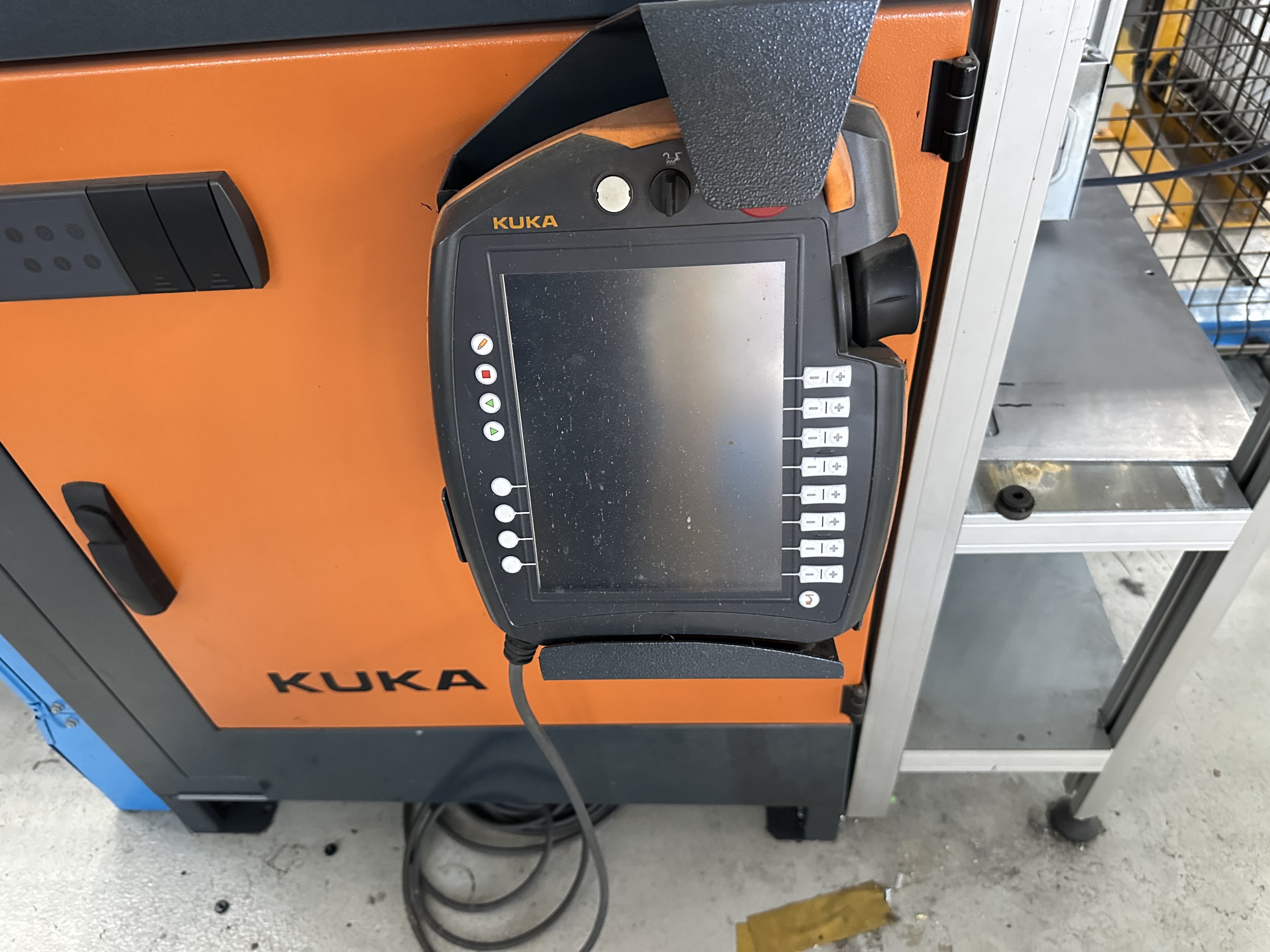 CTF Robotic Compressor Mounting Station (2002)