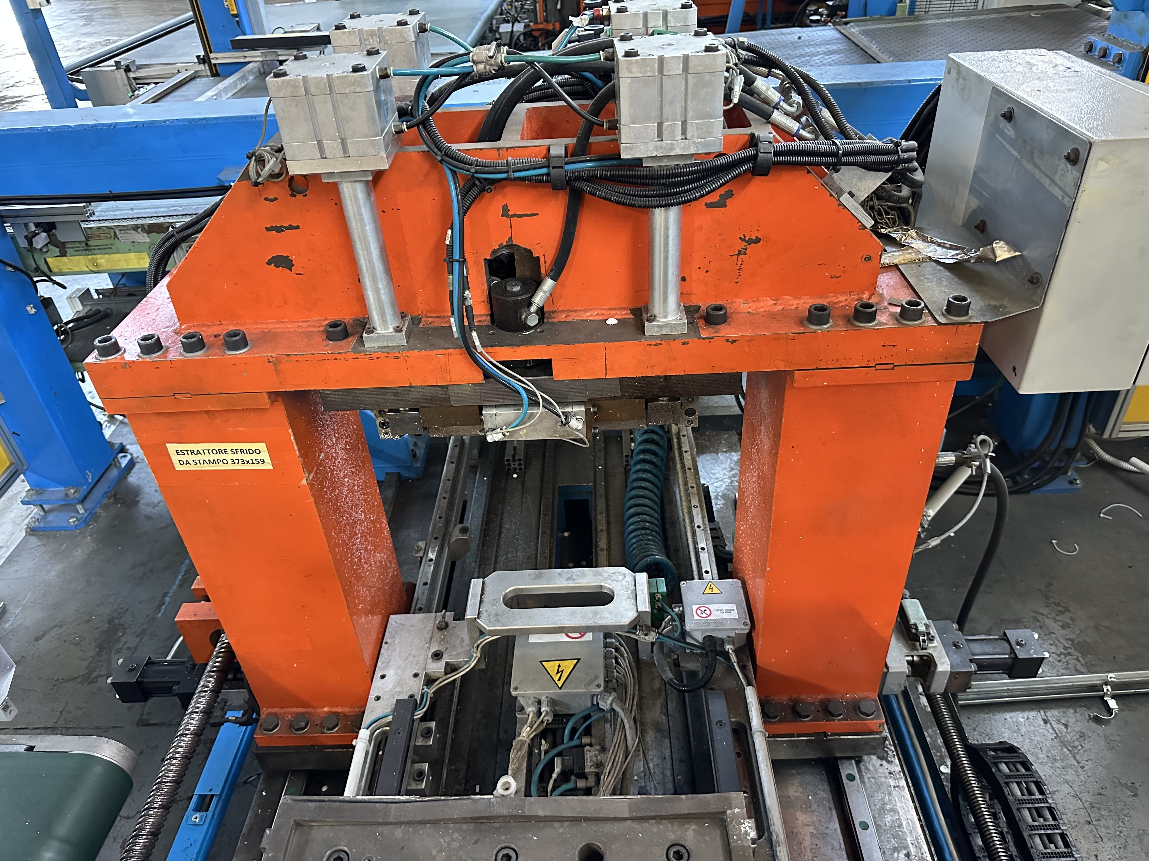 UNIMAC Inner Line Punching Machine (2013)