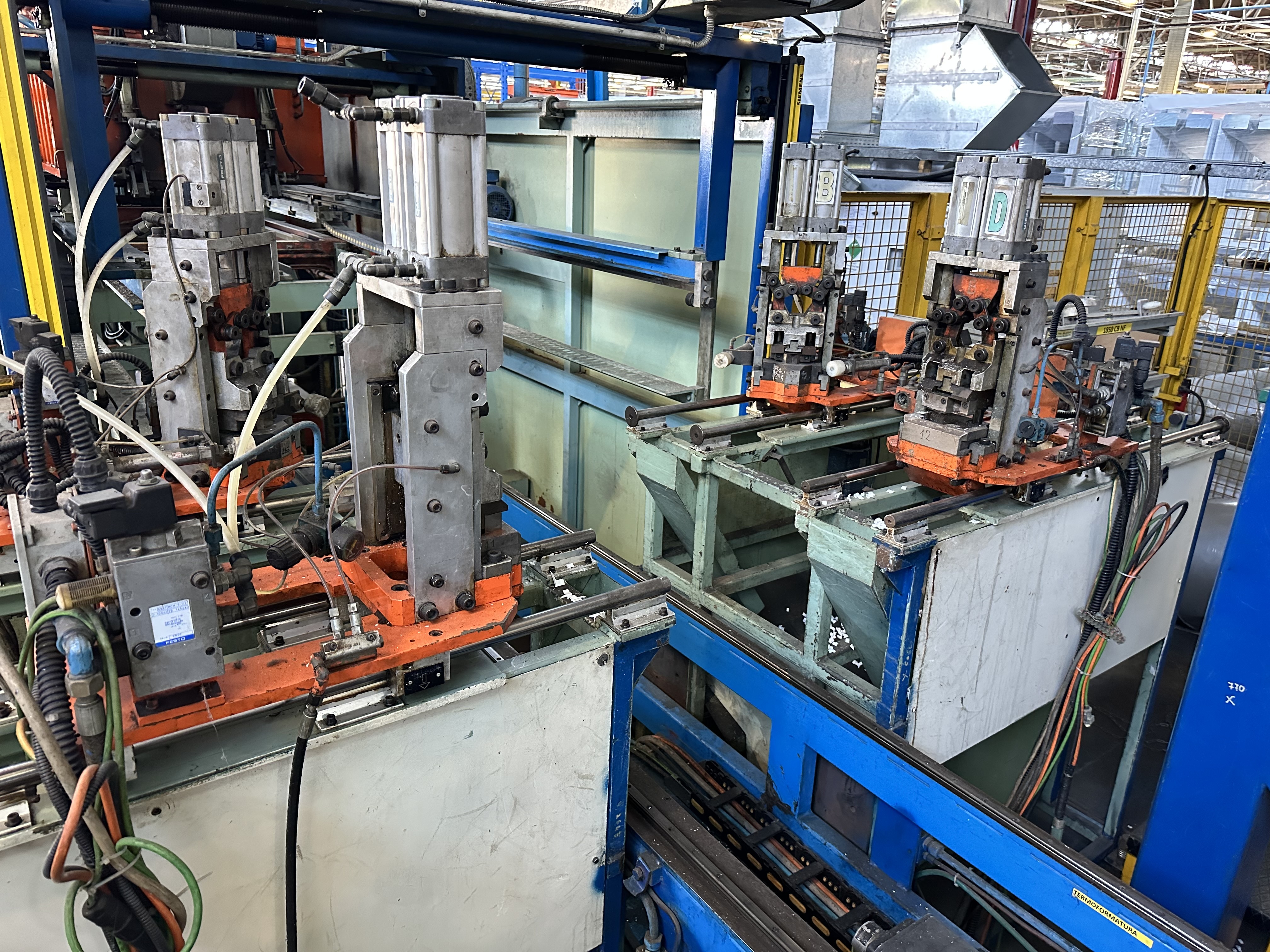 COMI SL2000 x 900 x 550mm Thermoforming Machine (1995)