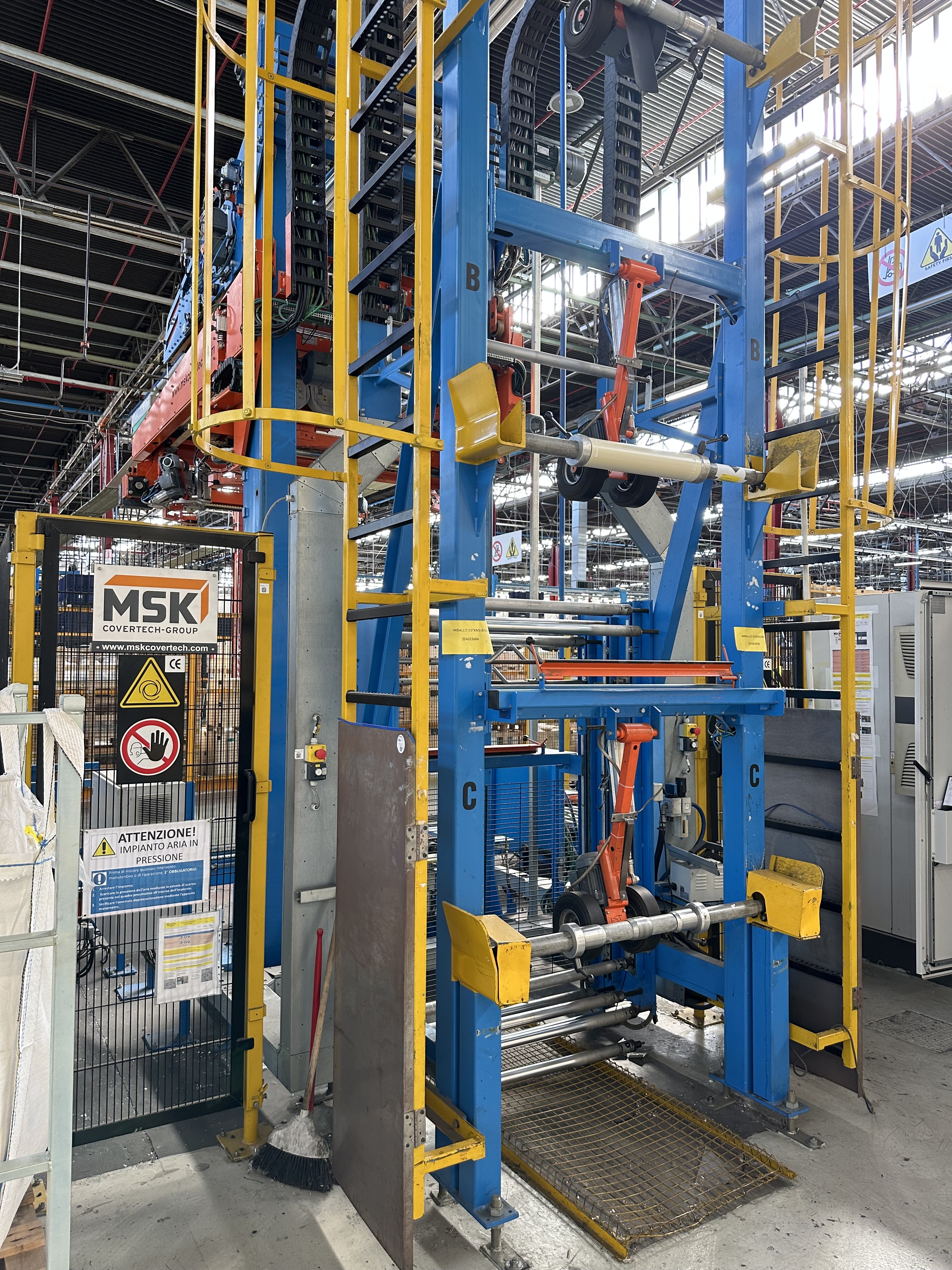 MSK Covertech Tension Tech Stretch Hood Wrapping Machine (2011)