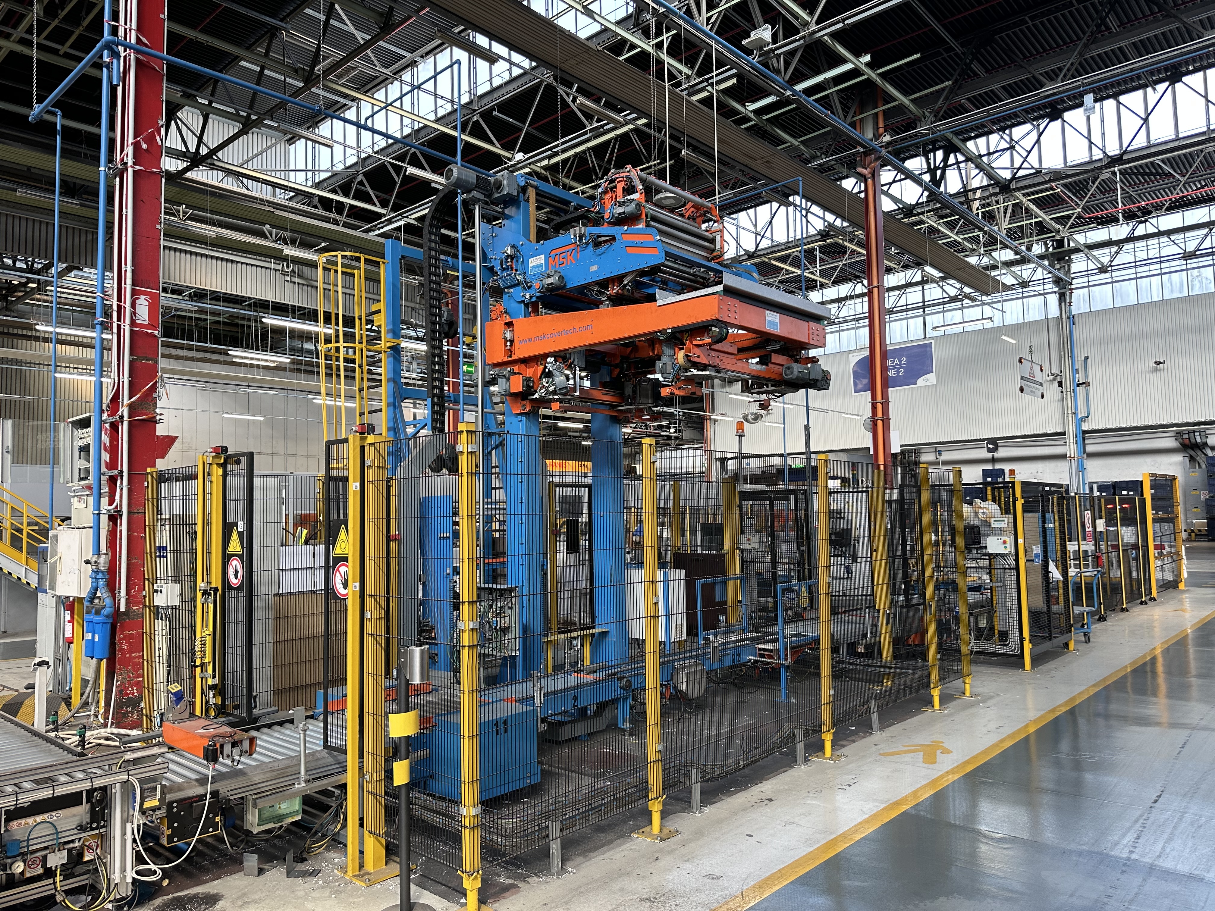 MSK Covertech Tension Tech Stretch Hood Wrapping Machine (2011)