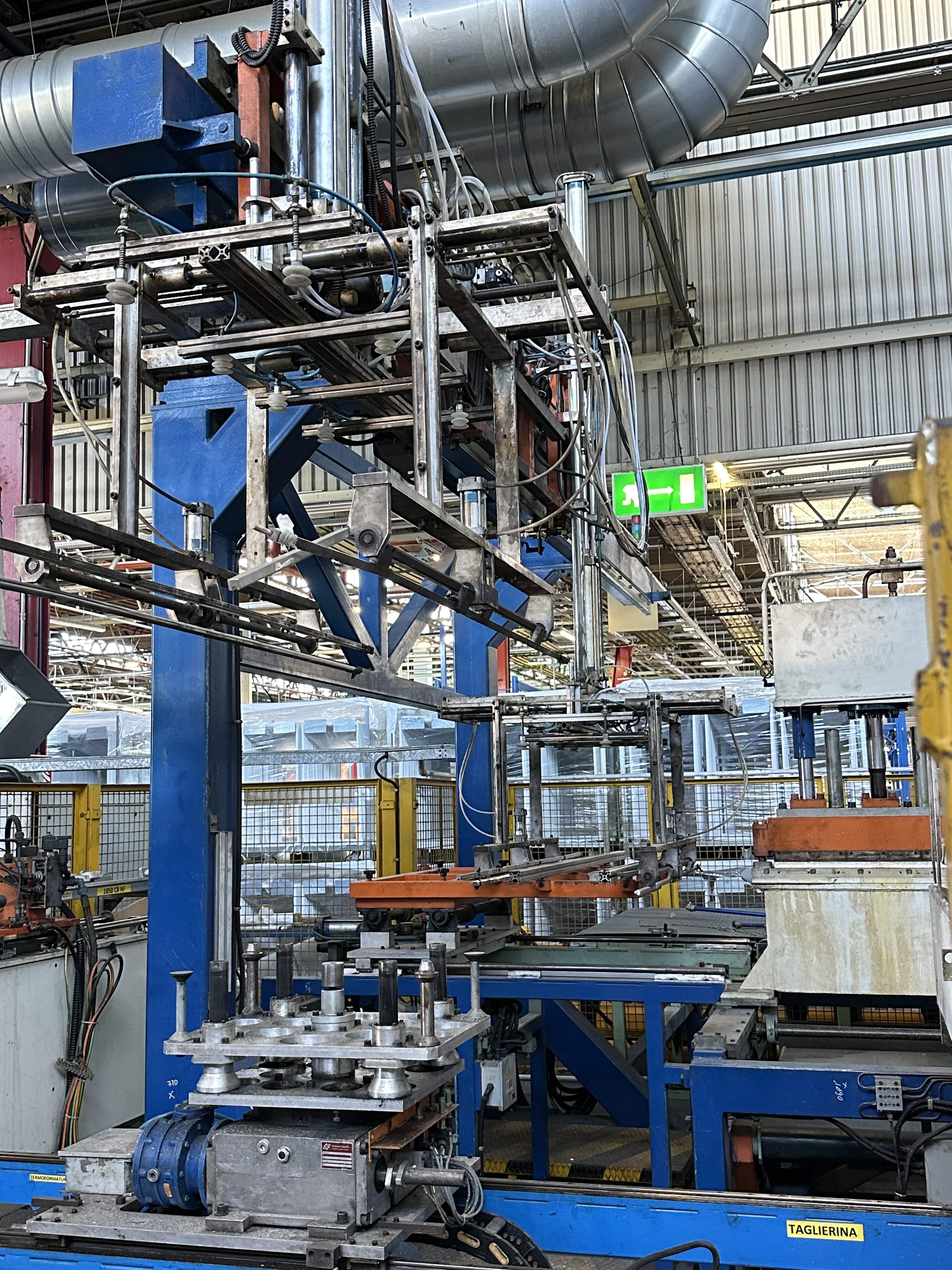 COMI SL2000 x 900 x 550mm Thermoforming Machine (1995)