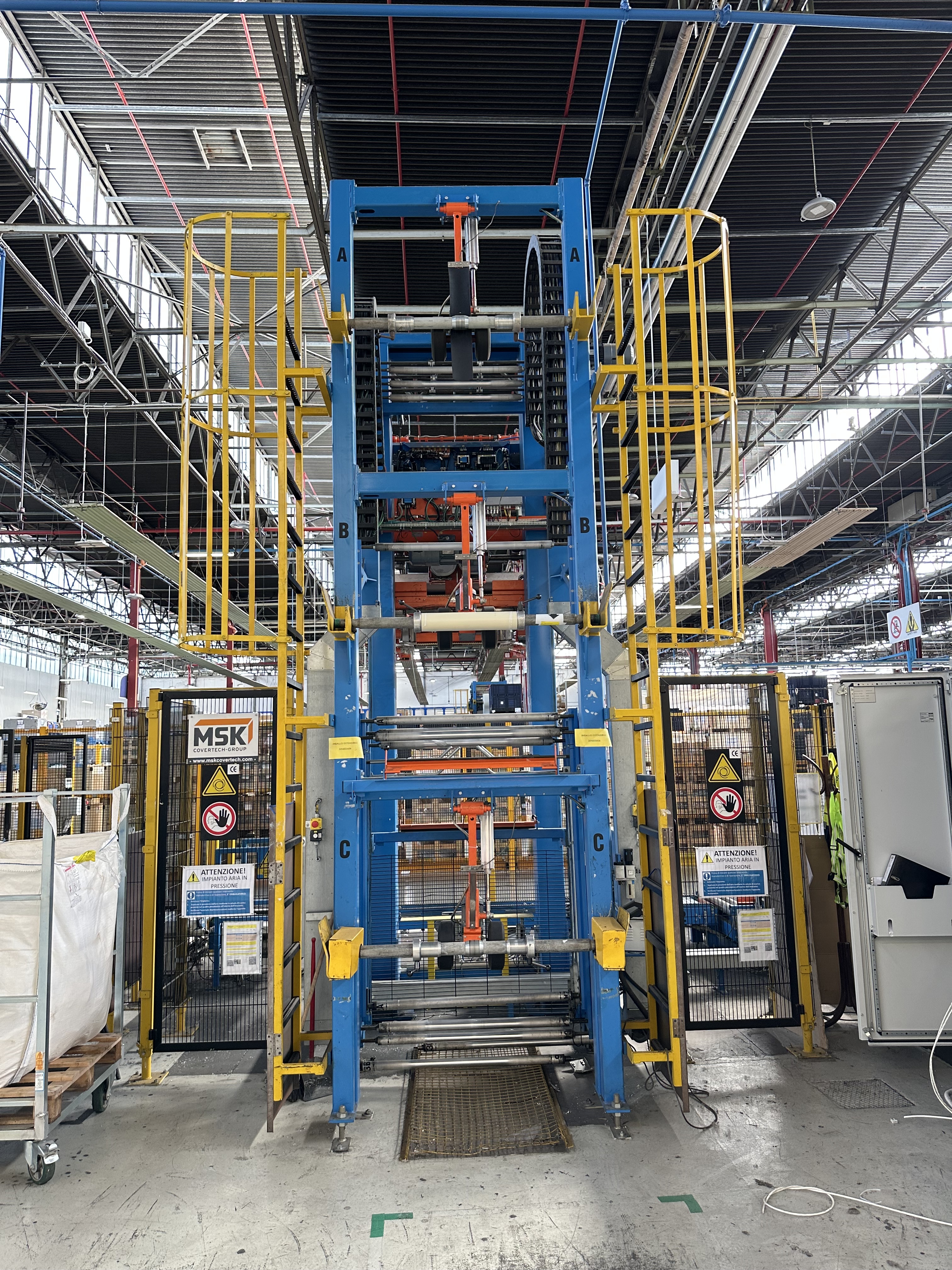 MSK Covertech Tension Tech Stretch Hood Wrapping Machine (2011)